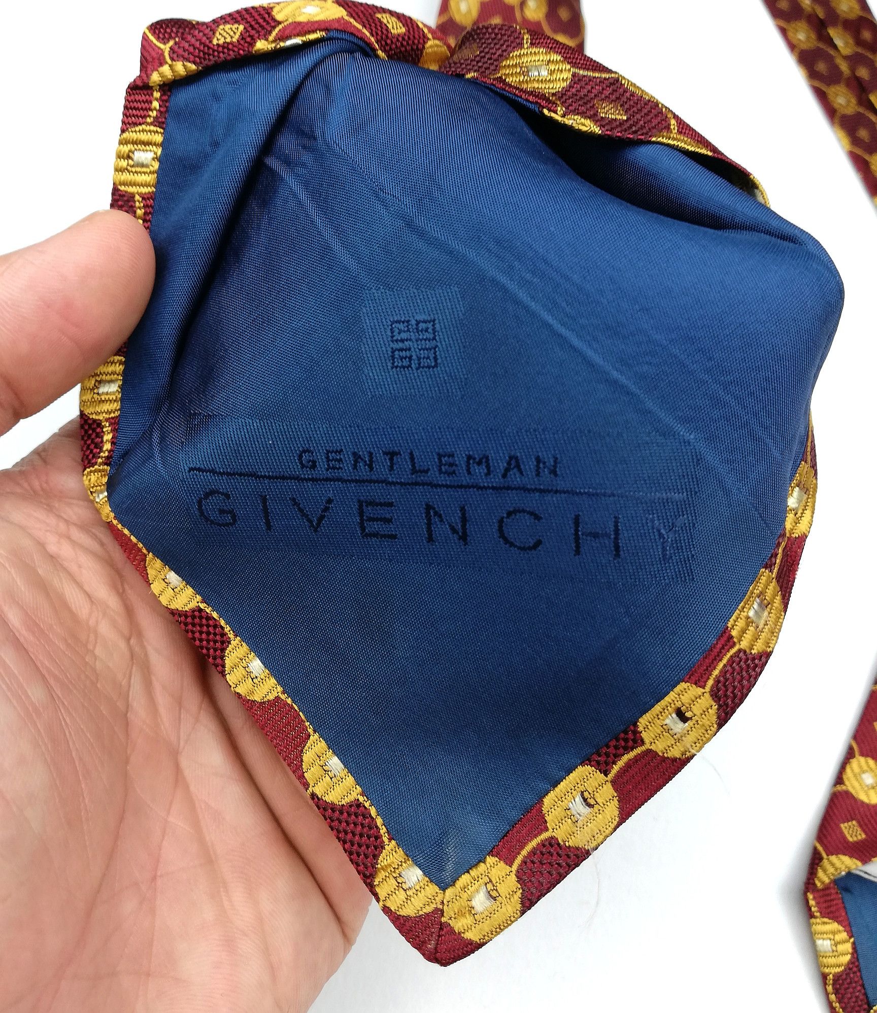 Givenchy GENTLEMAN GIVENCHY PARIS GEOMETRIC SILK DESIGN MADE ITALY Size ONE SIZE - 5 Thumbnail