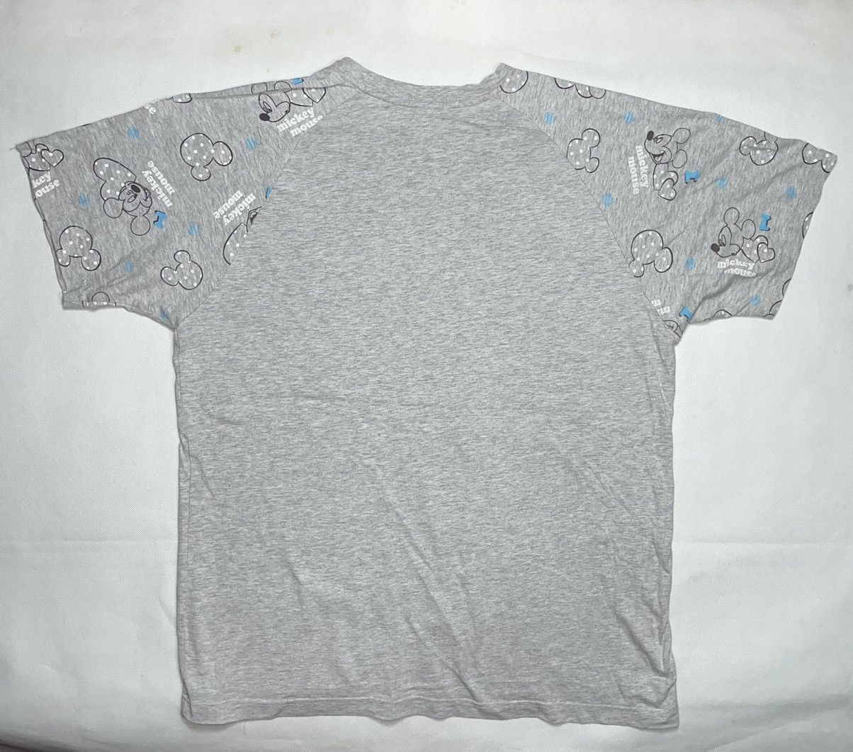 Disney × Mickey Mouse × Vintage Vintage Disney Mickey Mouse full print raglan shirt 90s off Size US M / EU 48-50 / 2 - 3 Thumbnail