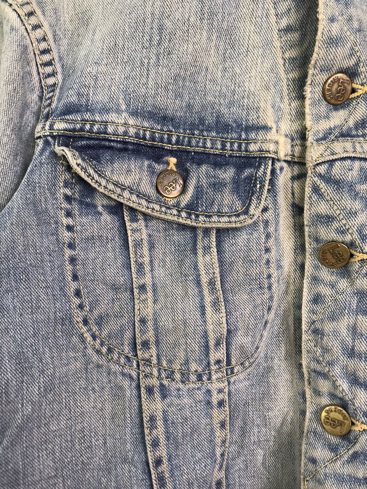 Lee × Levi's Vintage Clothing × Vintage Vintage LEE Rider Trashed Denim Jacket Size US S / EU 44-46 / 1 - 9 Thumbnail