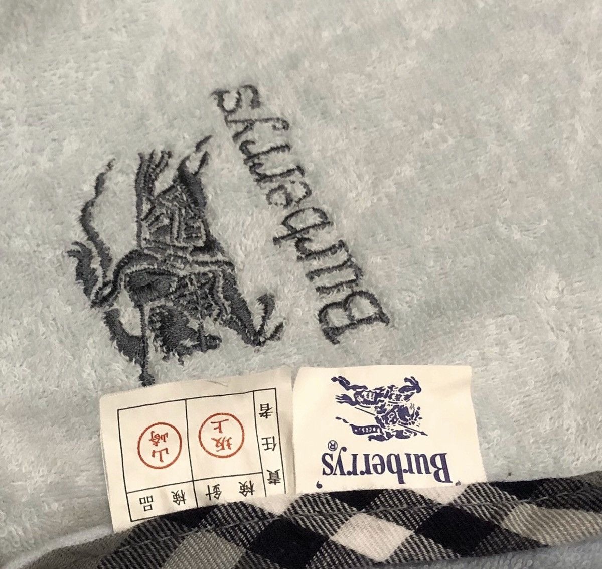 Burberry VINTAGE Burberry Bedding Blanket Size ONE SIZE - 4 Thumbnail