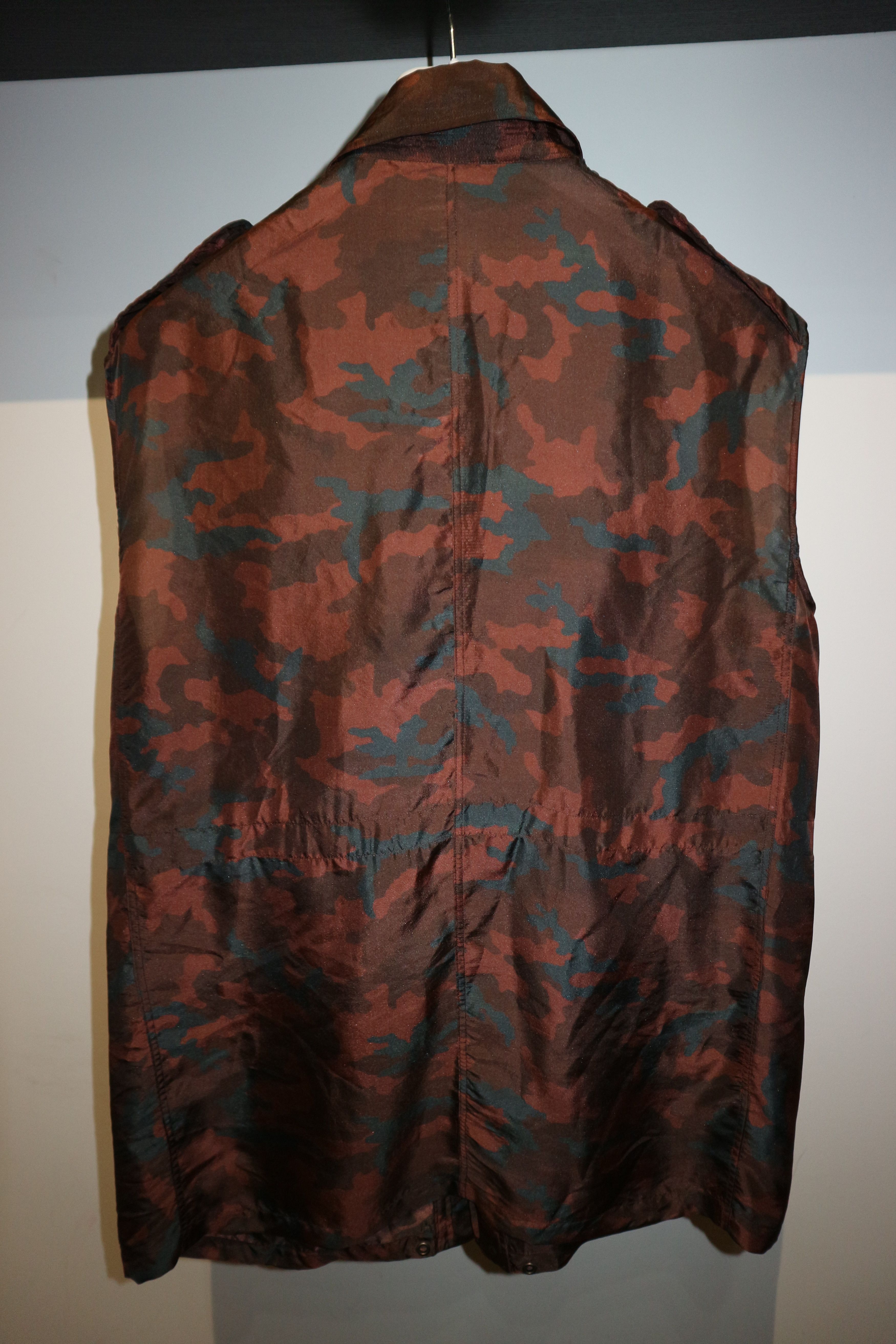 Faith Connexion sleeveless camo shirt Size US M / EU 48-50 / 2 - 6 Thumbnail