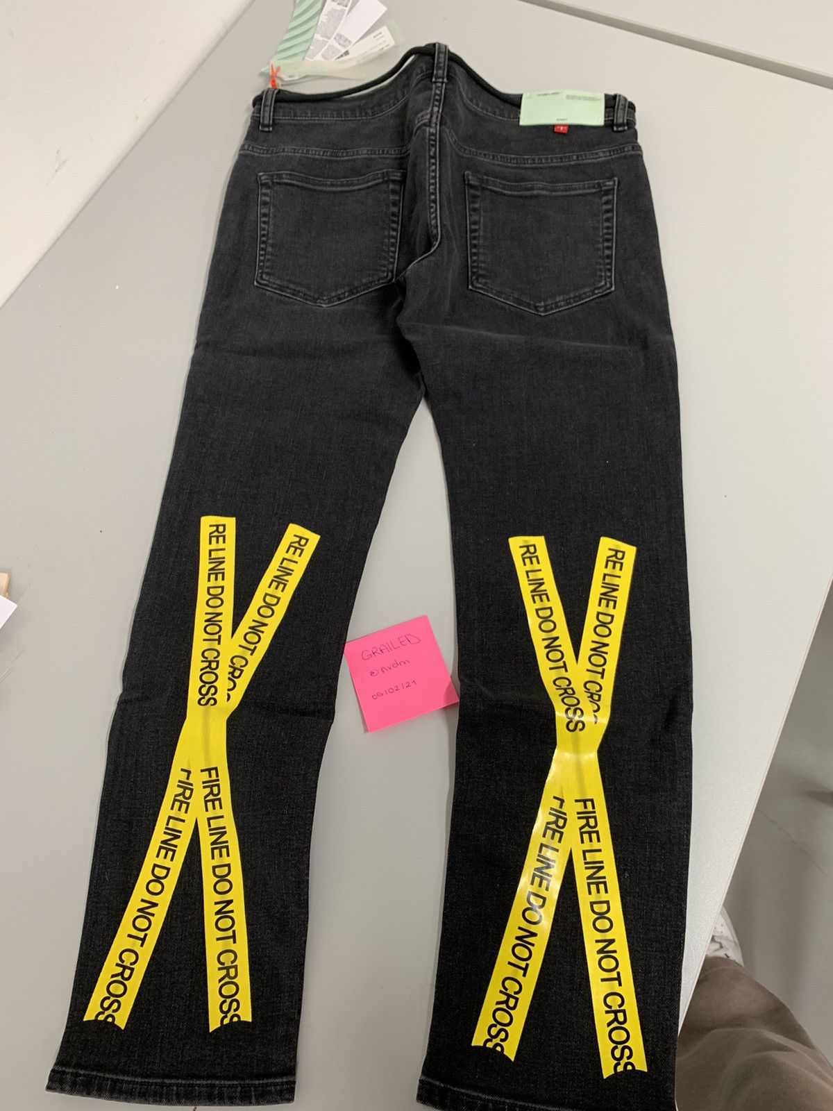 Off white firetape shops jeans