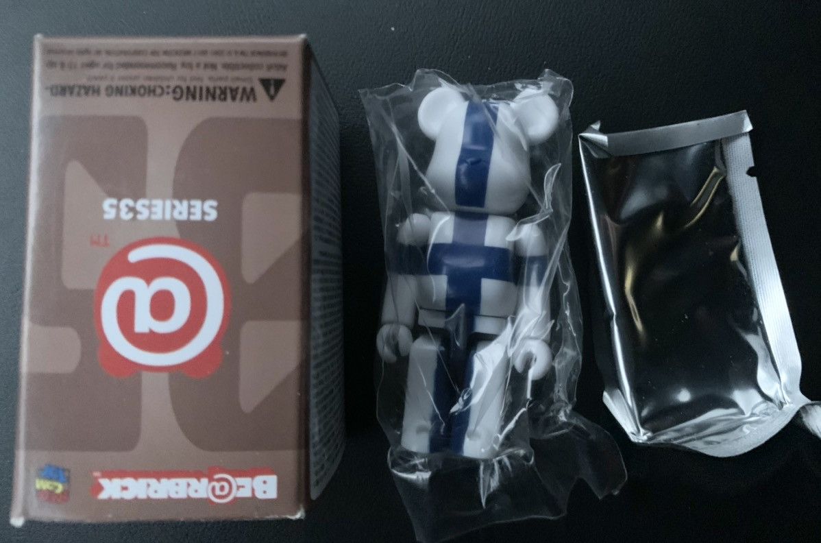 Medicom Toy Medicom 100% Series 35 Flag “Finland” S35 Be@rbrick Size ONE SIZE - 1 Thumbnail