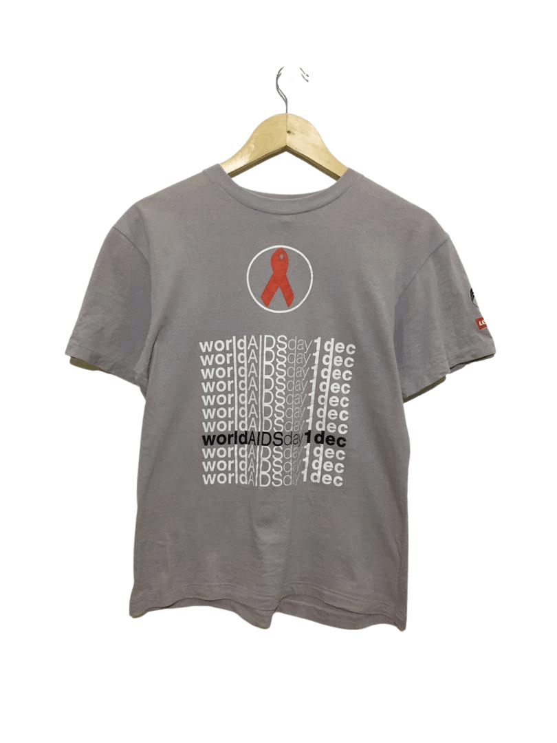 Levi's Vintage Levi's Wear a Condom AIDS Day Shirt Size US XS / EU 42 / 0 - 3 Thumbnail