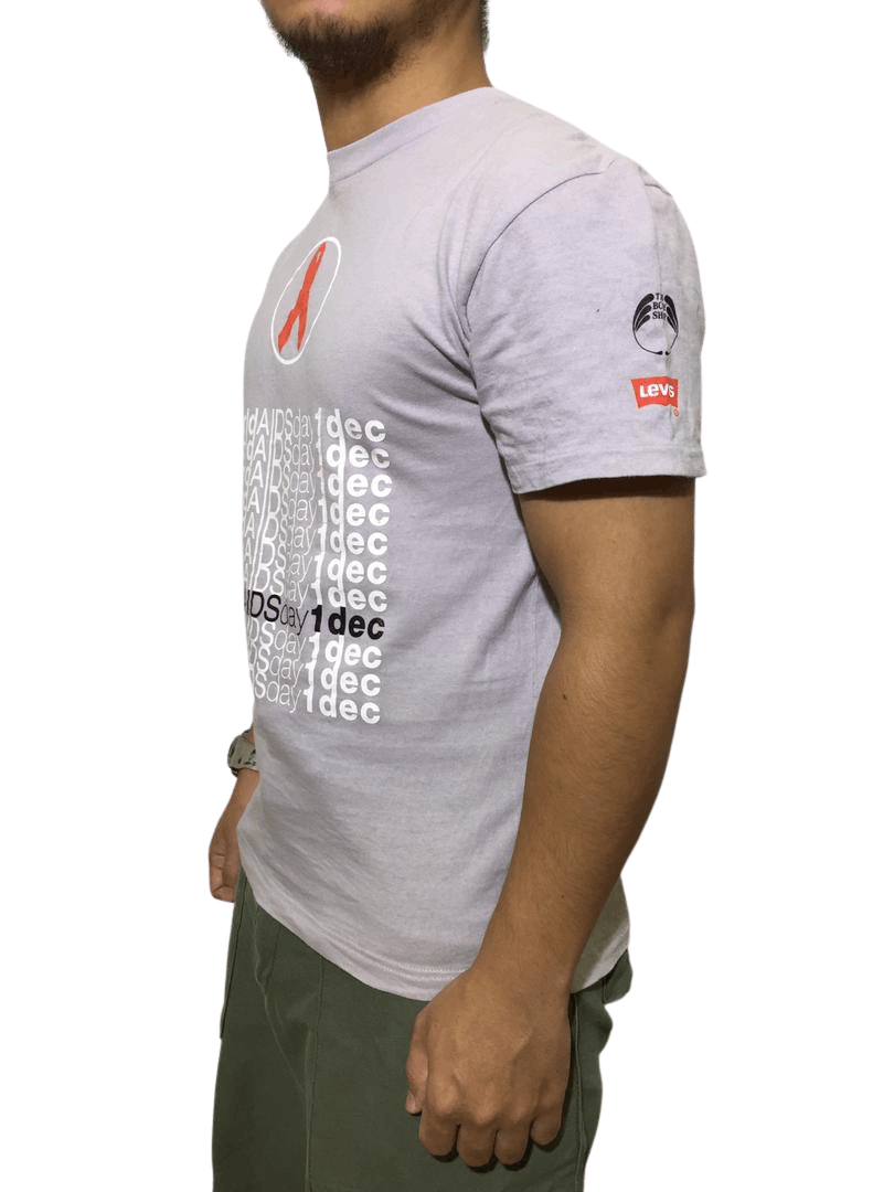 Levi's Vintage Levi's Wear a Condom AIDS Day Shirt Size US XS / EU 42 / 0 - 2 Thumbnail