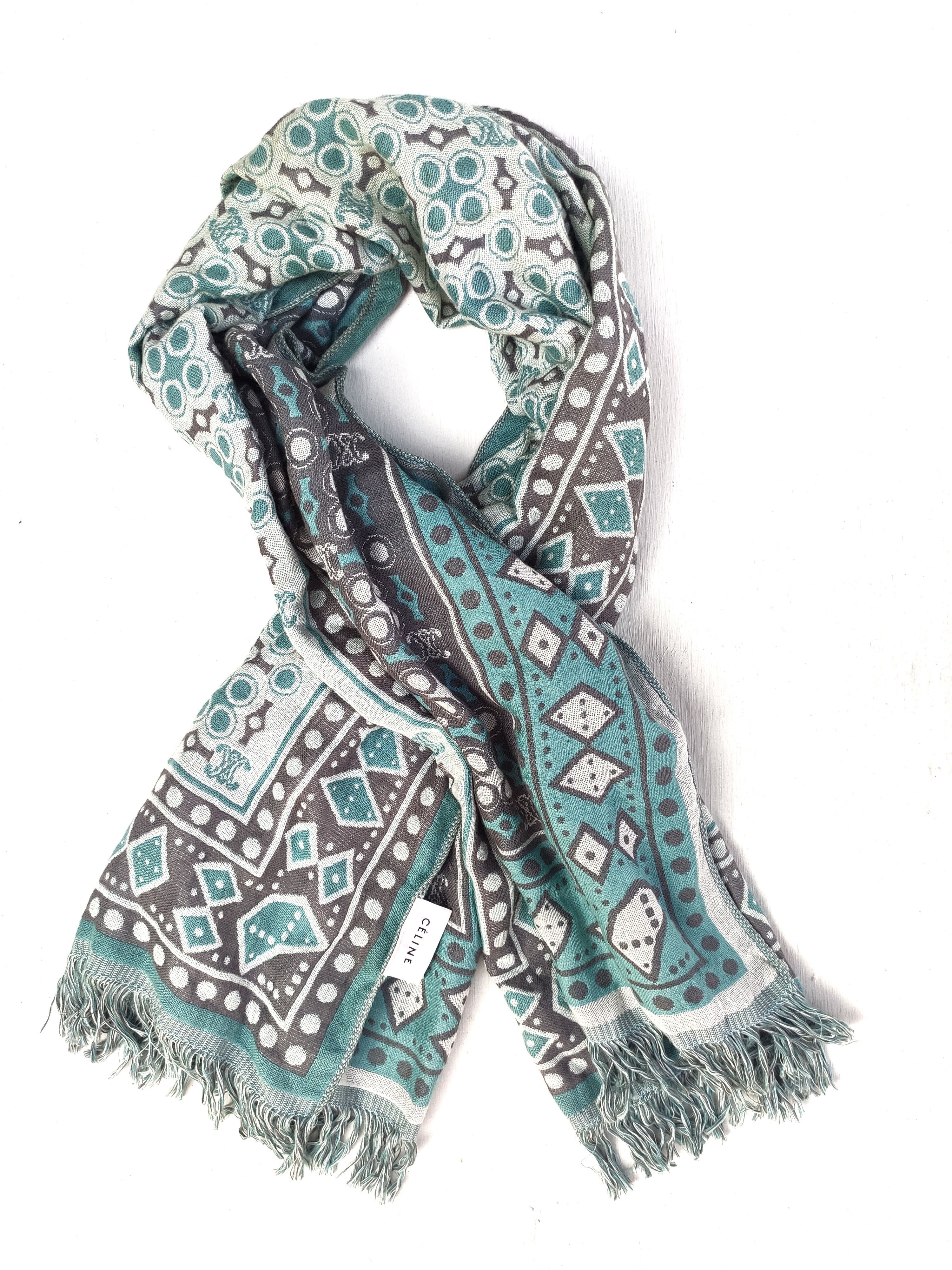 Pre-owned Celine Muffler In Multi