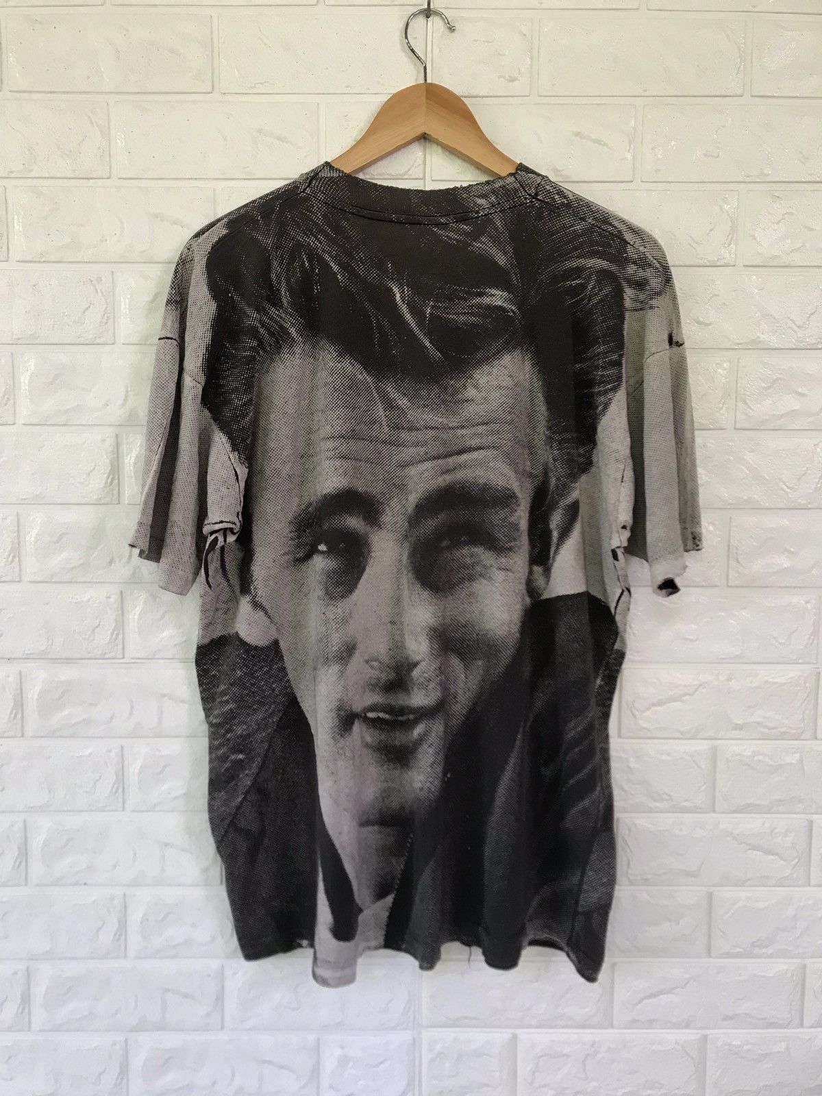 Band Tees × Vintage Vintage 90s Legendary James Dean All Overprint Tshirt Size US XL / EU 56 / 4 - 2 Thumbnail