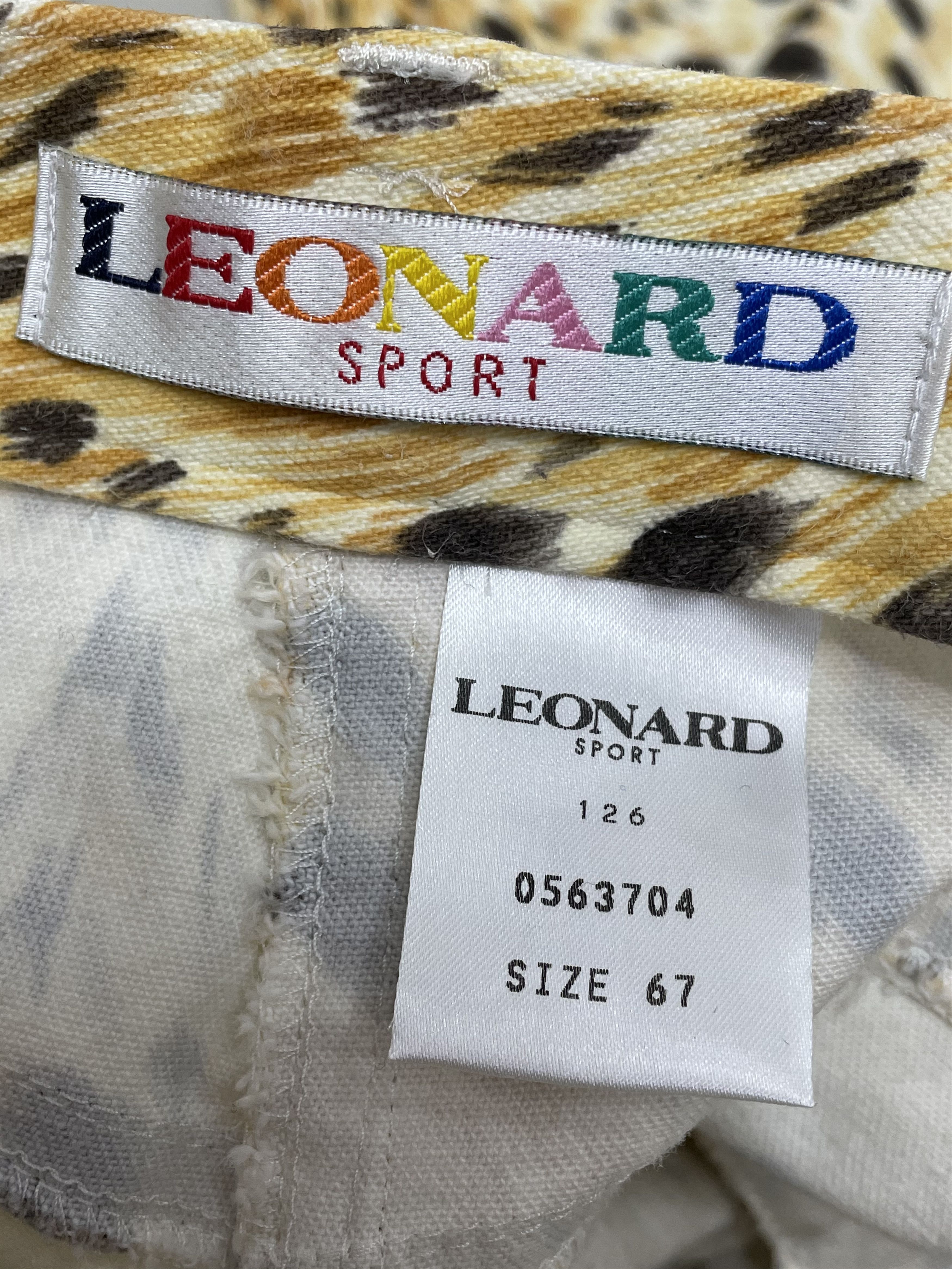 Leonard Paris RARE! LEONARD Full Print Leopard Design Pants Size US 26 / EU 42 - 10 Thumbnail