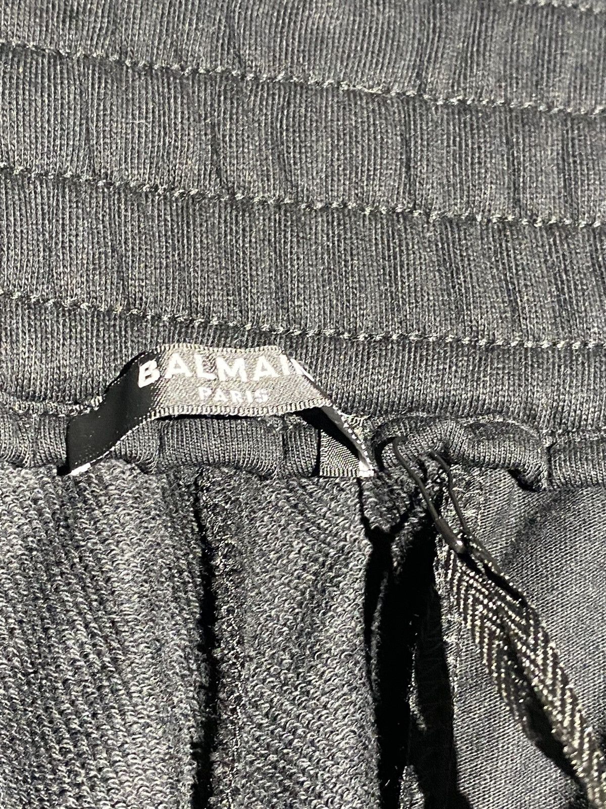 Balmain New balmain all over monogram shorts Size US 30 / EU 46 - 7 Thumbnail