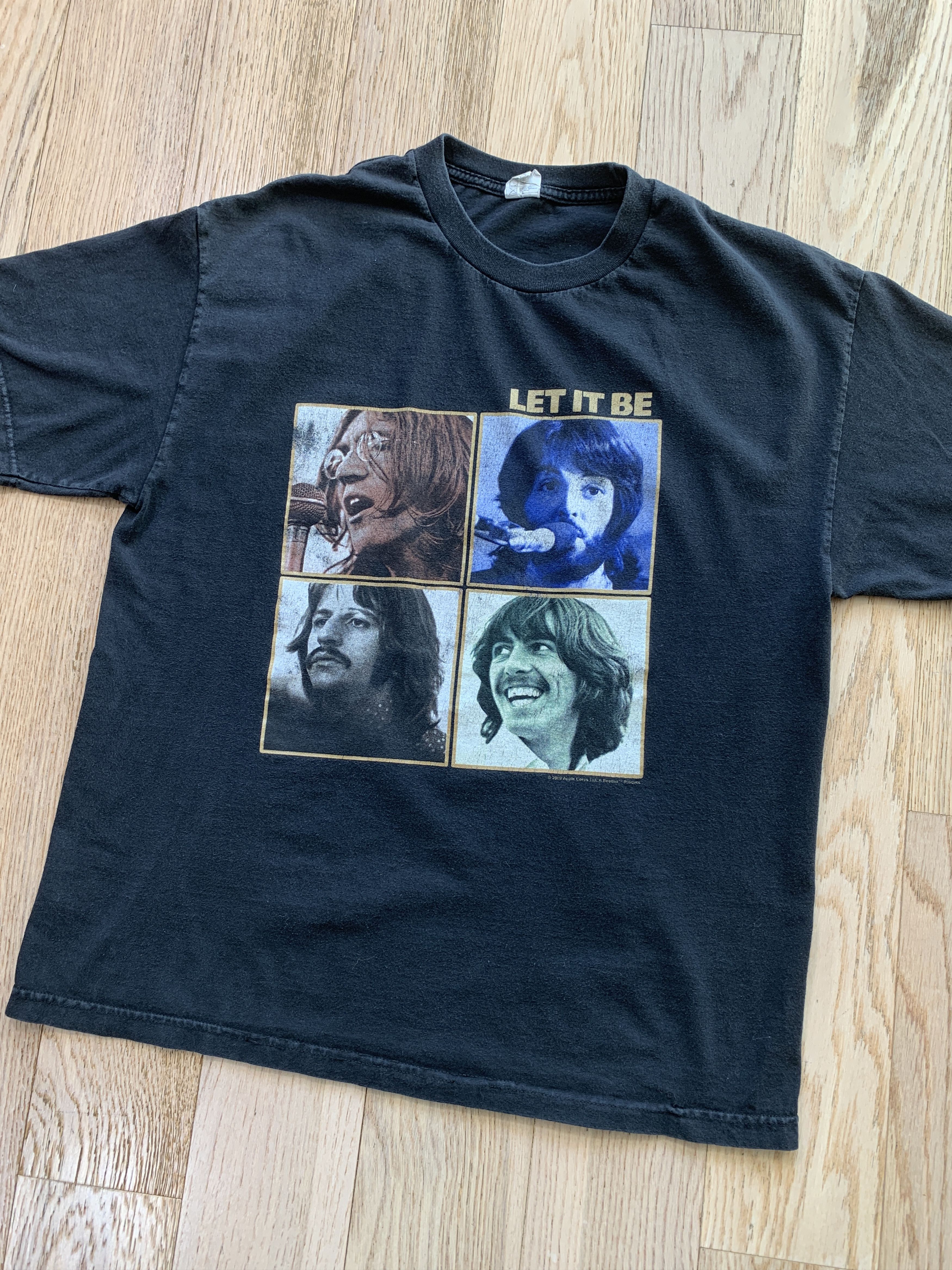 Band Tees × Vintage Y2K 2009 The Beatles Let It Be T Shirt Apple Band Size US XL / EU 56 / 4 - 2 Thumbnail
