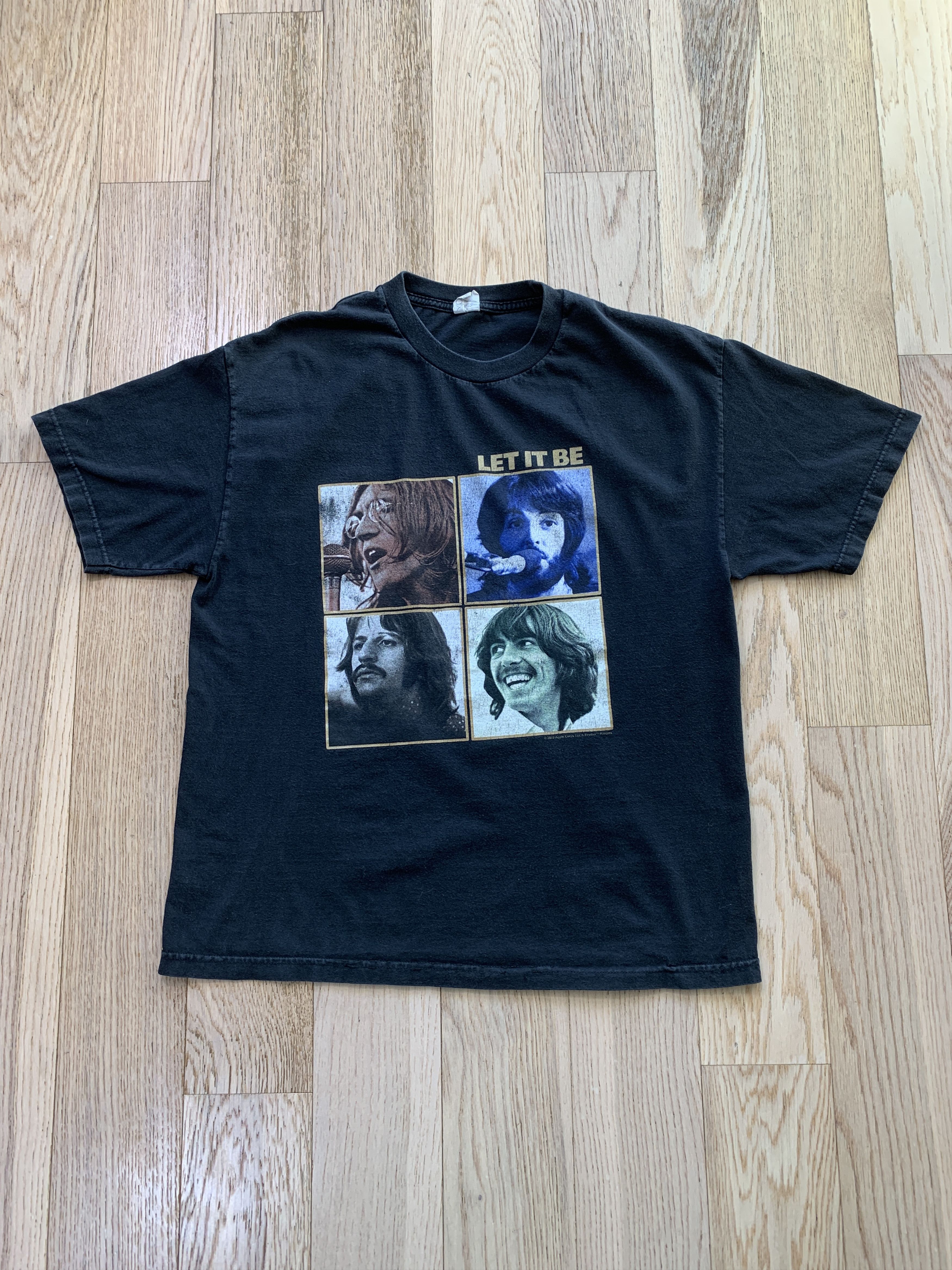 Band Tees × Vintage Y2K 2009 The Beatles Let It Be T Shirt Apple Band Size US XL / EU 56 / 4 - 1 Thumbnail