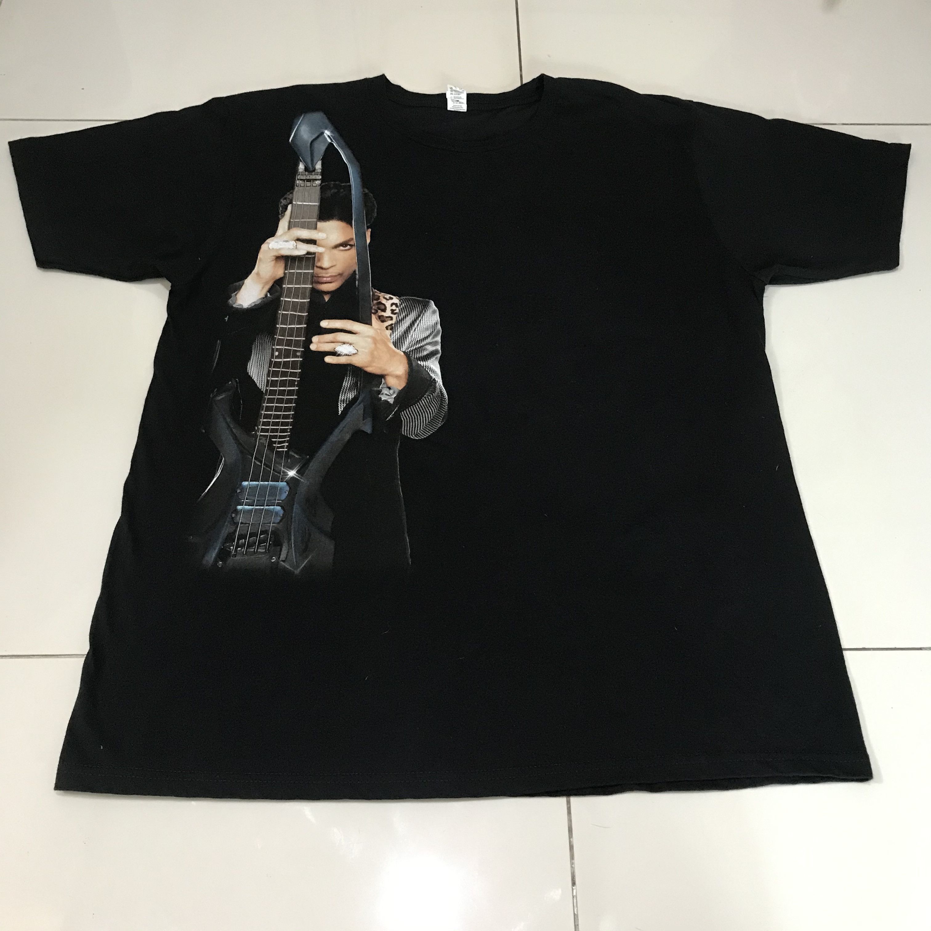 Band Tees Vintage Y2K PRINCE Welcome 2 Canada Tour Tee XL Size US XL / EU 56 / 4 - 3 Thumbnail