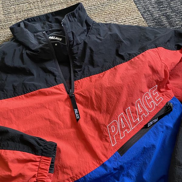 3 track outlet shell top palace