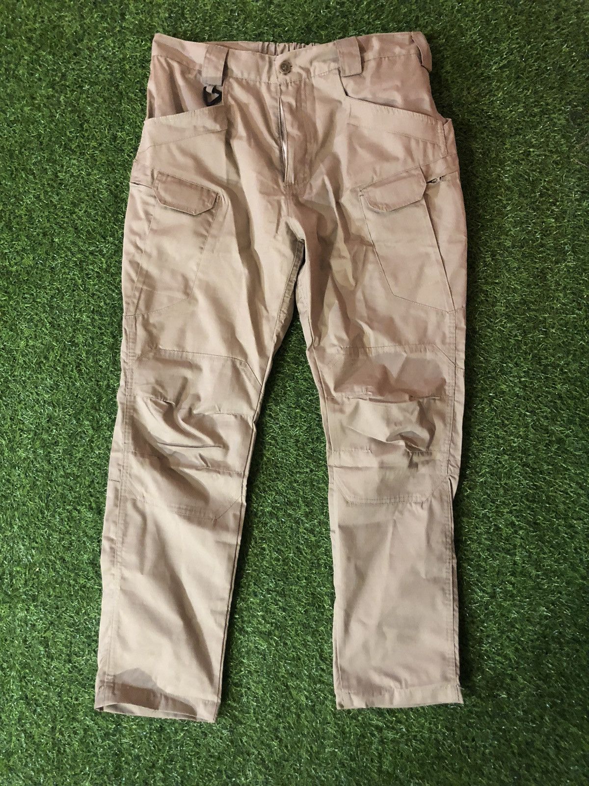 Travis Scott Tech-Wear Utility Brown Cargos 34x32 | Grailed