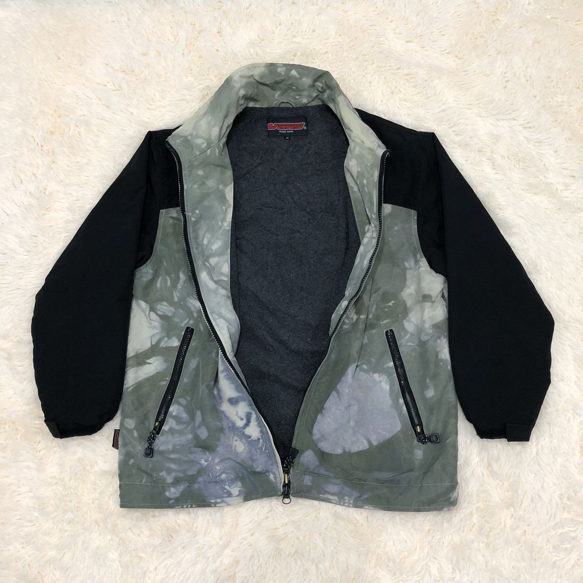 Vans Vintage Vans Acid Wash Custom Outdoor Jacket Size US M / EU 48-50 / 2 - 6 Thumbnail