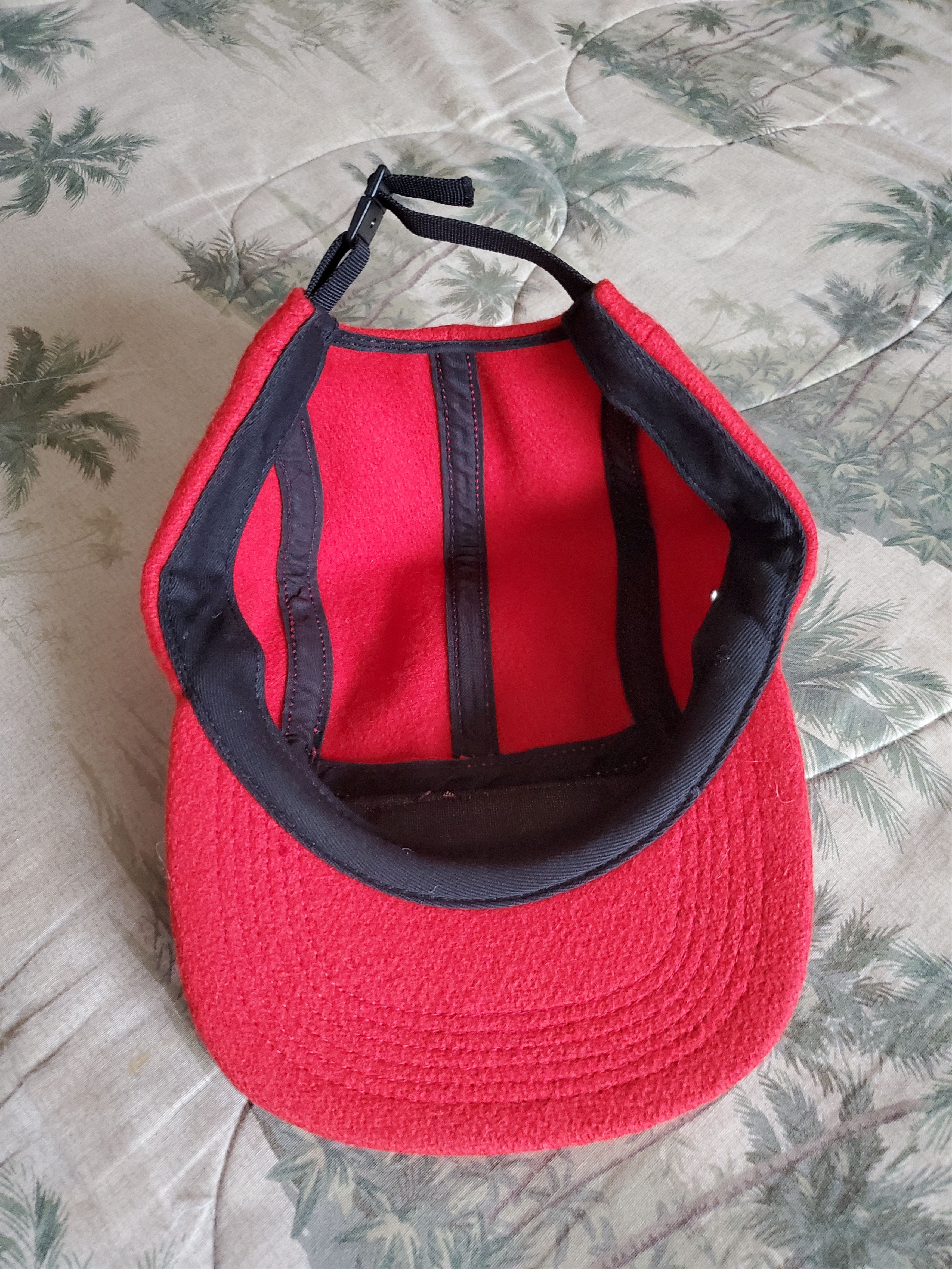 Supreme 2010 Lodge Camp Cap Red Size ONE SIZE - 4 Thumbnail