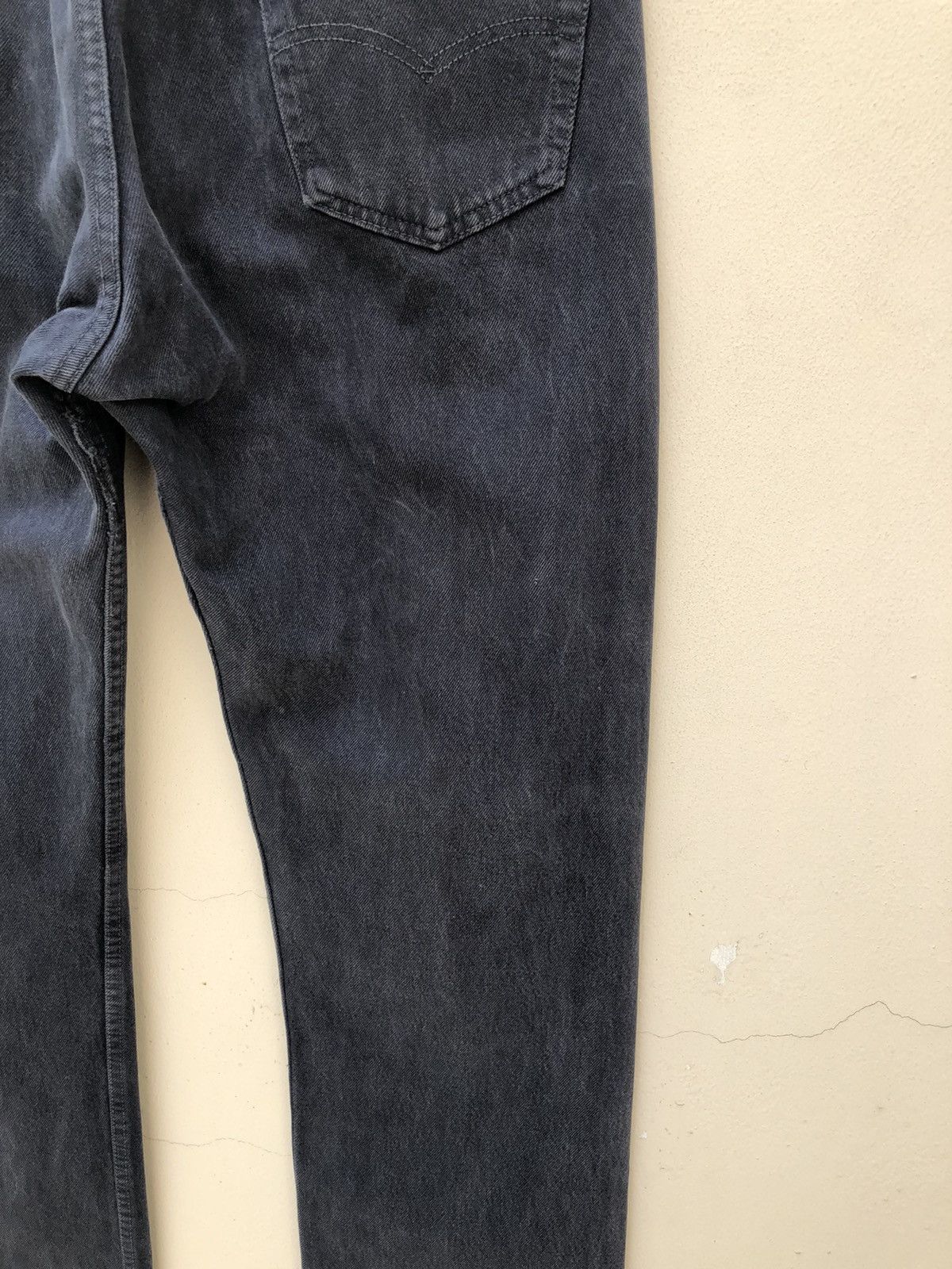 Levi's Vintage 1993 Levi’s 501 Jeans Faded Dark Blue Denim Size US 36 / EU 52 - 19 Thumbnail