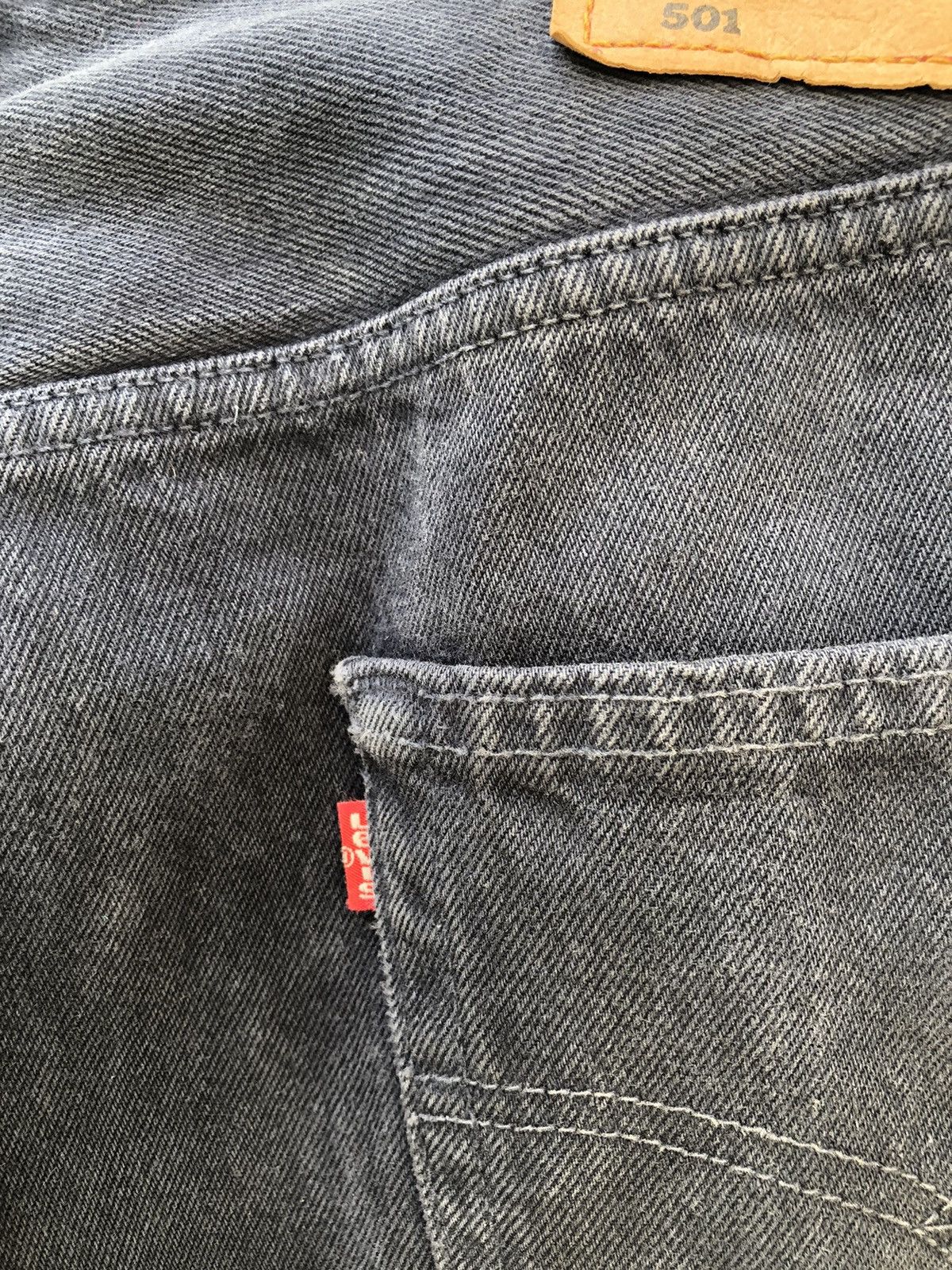 Levi's Vintage 1993 Levi’s 501 Jeans Faded Dark Blue Denim Size US 36 / EU 52 - 18 Thumbnail