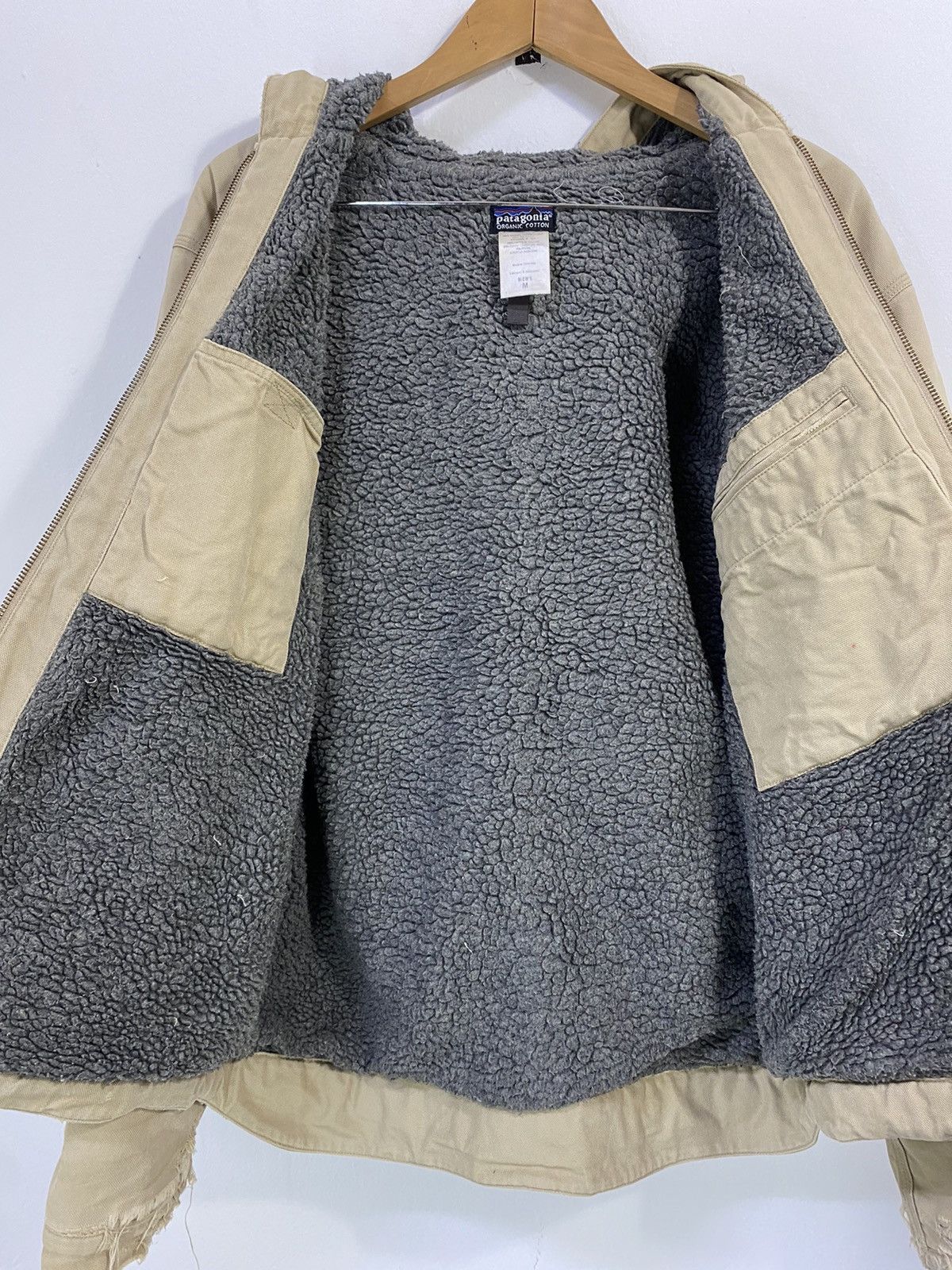 Patagonia Vintage Patagonia Chore Hoodie Jacket Sherpa Distressed Size US M / EU 48-50 / 2 - 9 Thumbnail