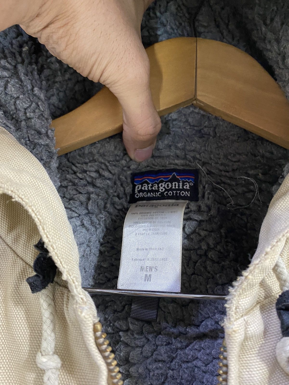 Patagonia Vintage Patagonia Chore Hoodie Jacket Sherpa Distressed Size US M / EU 48-50 / 2 - 3 Thumbnail