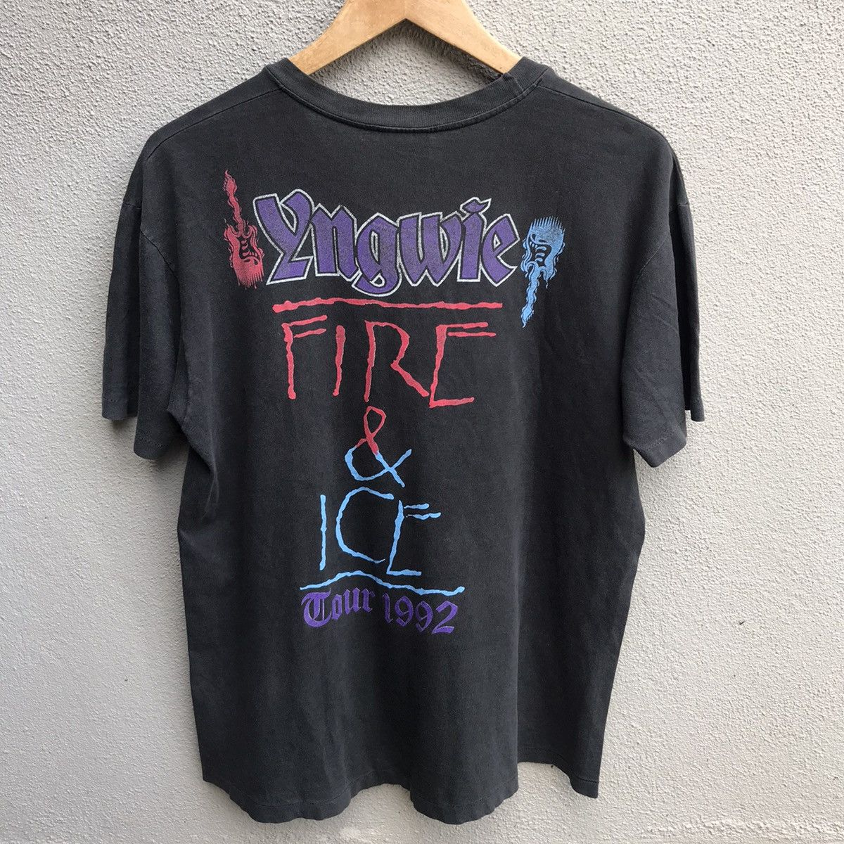 Band Tees Vintage 90s YNGWIE MALMSTEEN band tee guitarist Size US L / EU 52-54 / 3 - 3 Thumbnail