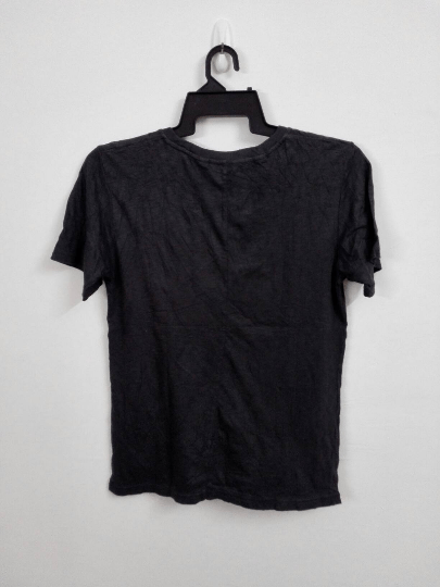 Undercover × Uniqlo Undercover X Uniqlo Tshirt Size US S / EU 44-46 / 1 - 3 Thumbnail