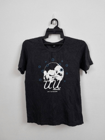 Undercover × Uniqlo Undercover X Uniqlo Tshirt Size US S / EU 44-46 / 1 - 1 Thumbnail