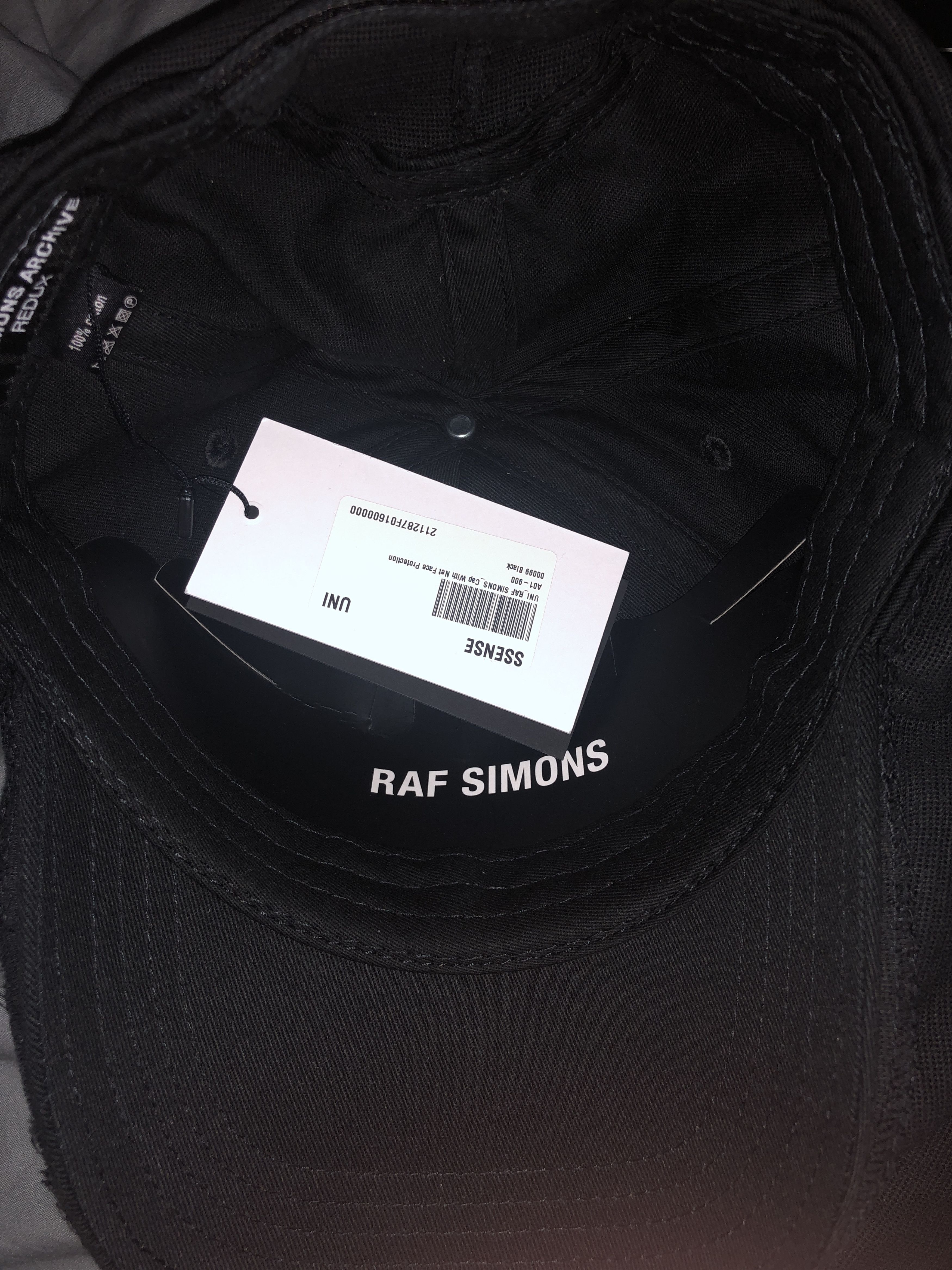 Raf Simons Raf Simons Redux Cap with net face protection Size ONE SIZE - 14 Thumbnail