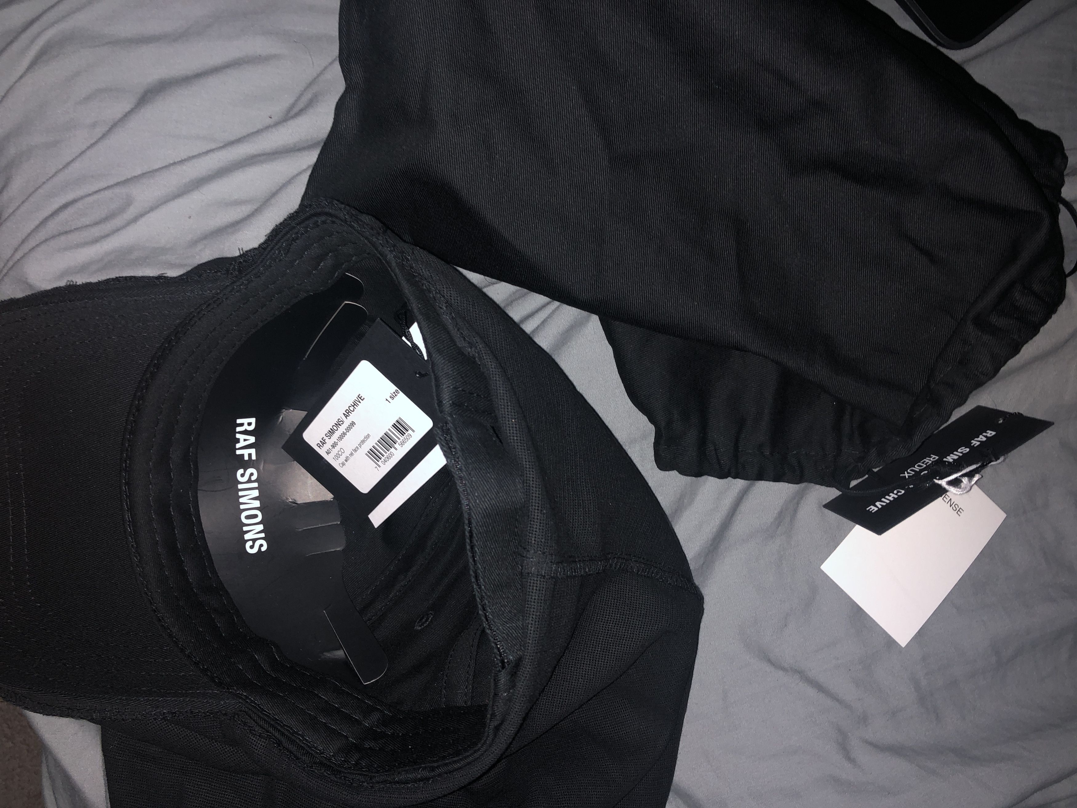 Raf Simons Raf Simons Redux Cap with net face protection Size ONE SIZE - 1 Thumbnail