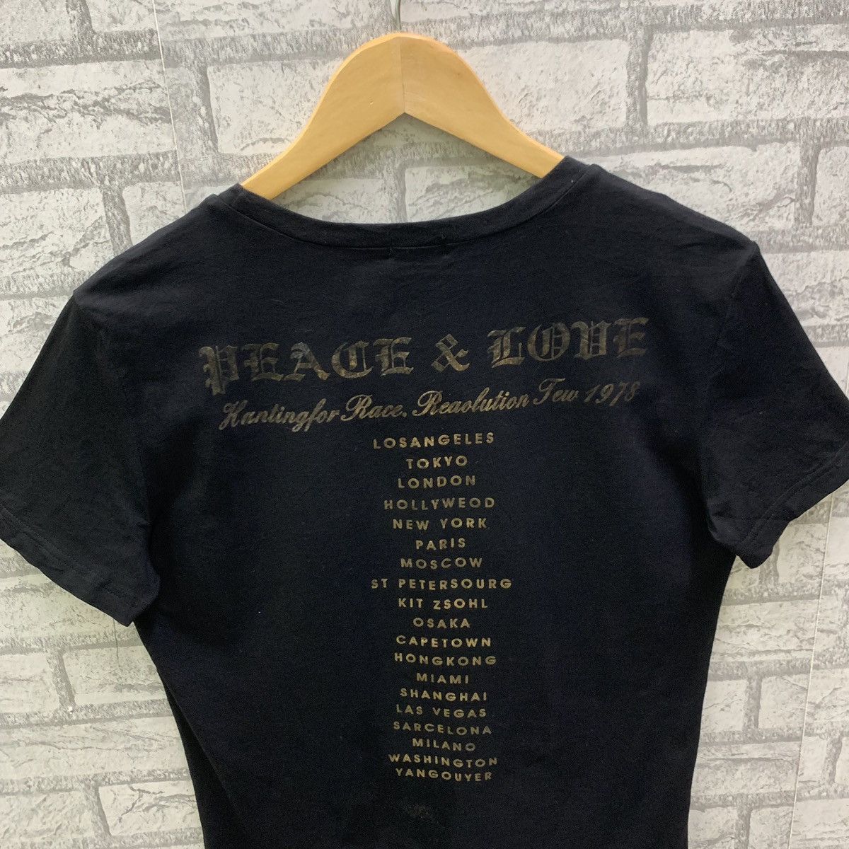 Philipp Plein Philipp Plein Peace & Love Skulls T-shirts Size US S / EU 44-46 / 1 - 4 Thumbnail
