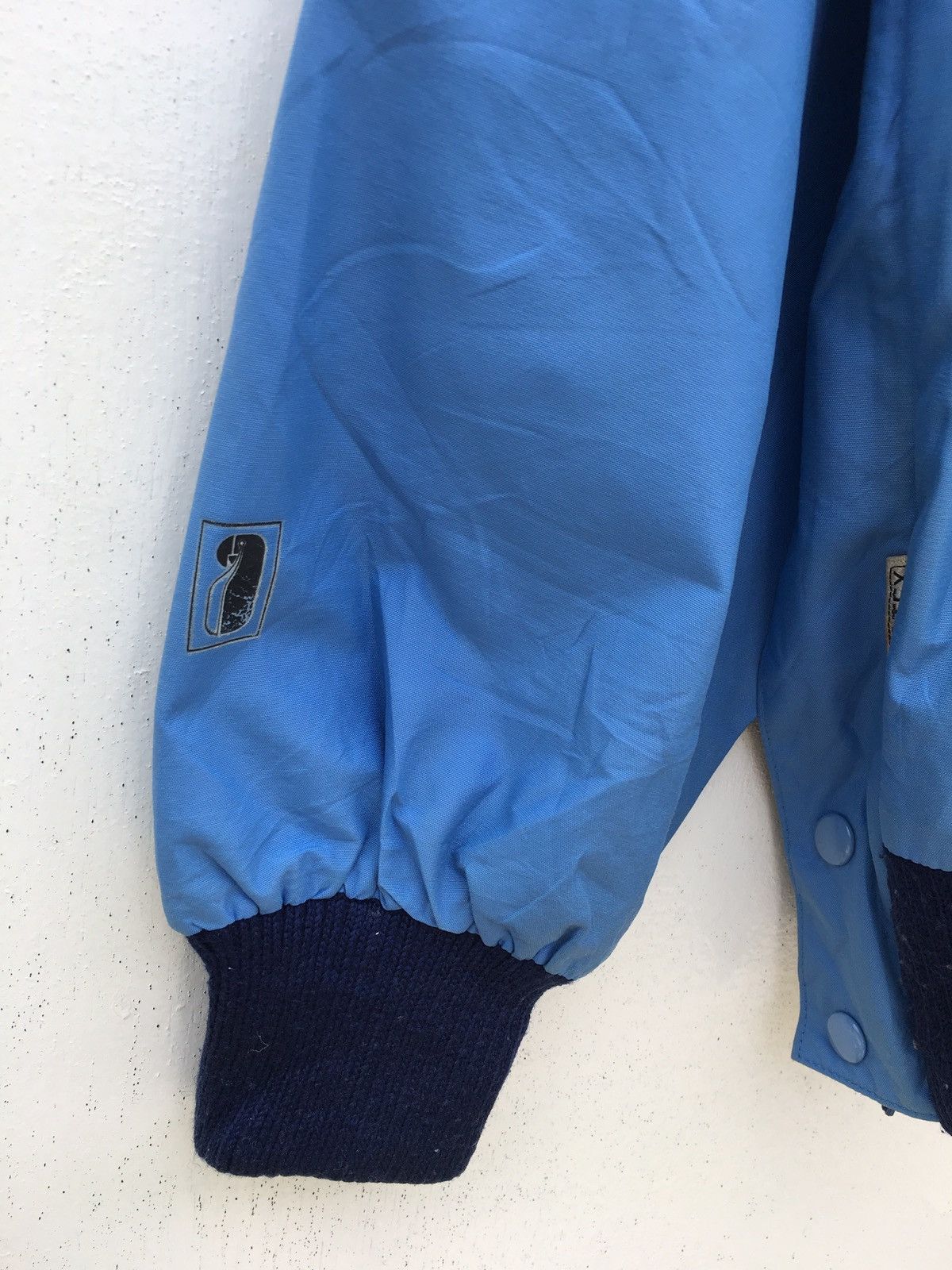 Ellesse Vintage Ellesse Biglogo Windbreaker / Jacket Size US M / EU 48-50 / 2 - 11 Thumbnail