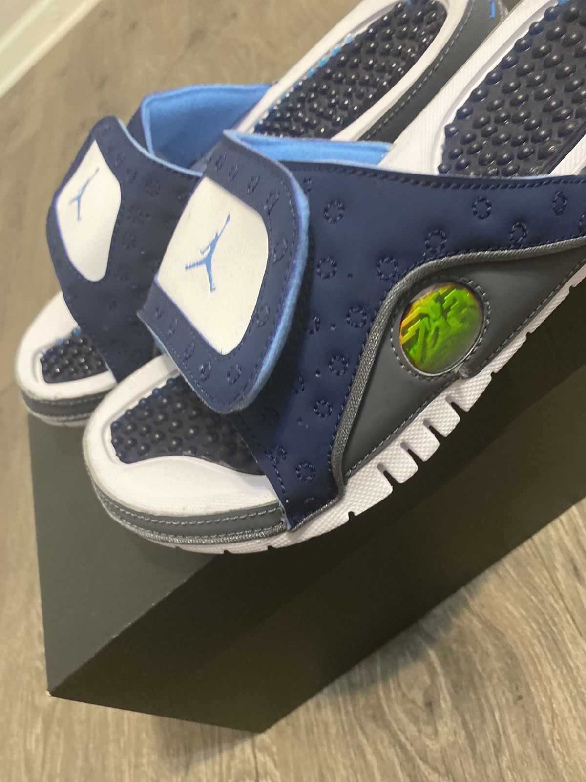 Jordan hydro outlet xiii retro