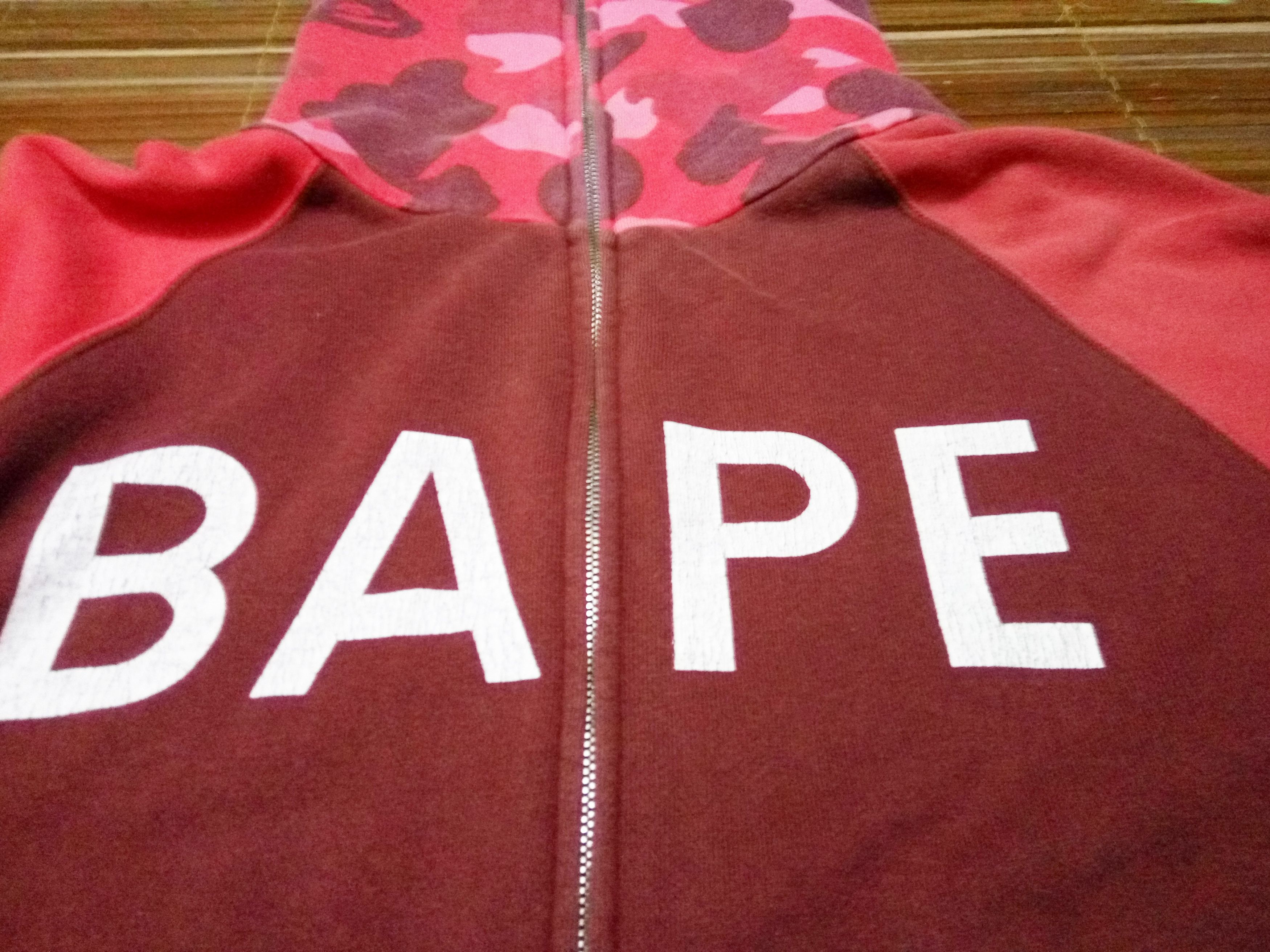 Bape Vintage BAPE A Bathing Ape Hoodie Camo Multi Color Small Size US S / EU 44-46 / 1 - 3 Thumbnail