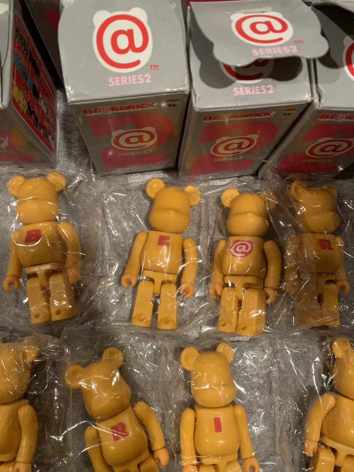 Medicom Toy Medicom 100% Be@rbrick S2 Basic Letters full set 9pcs Size ONE SIZE - 2 Thumbnail