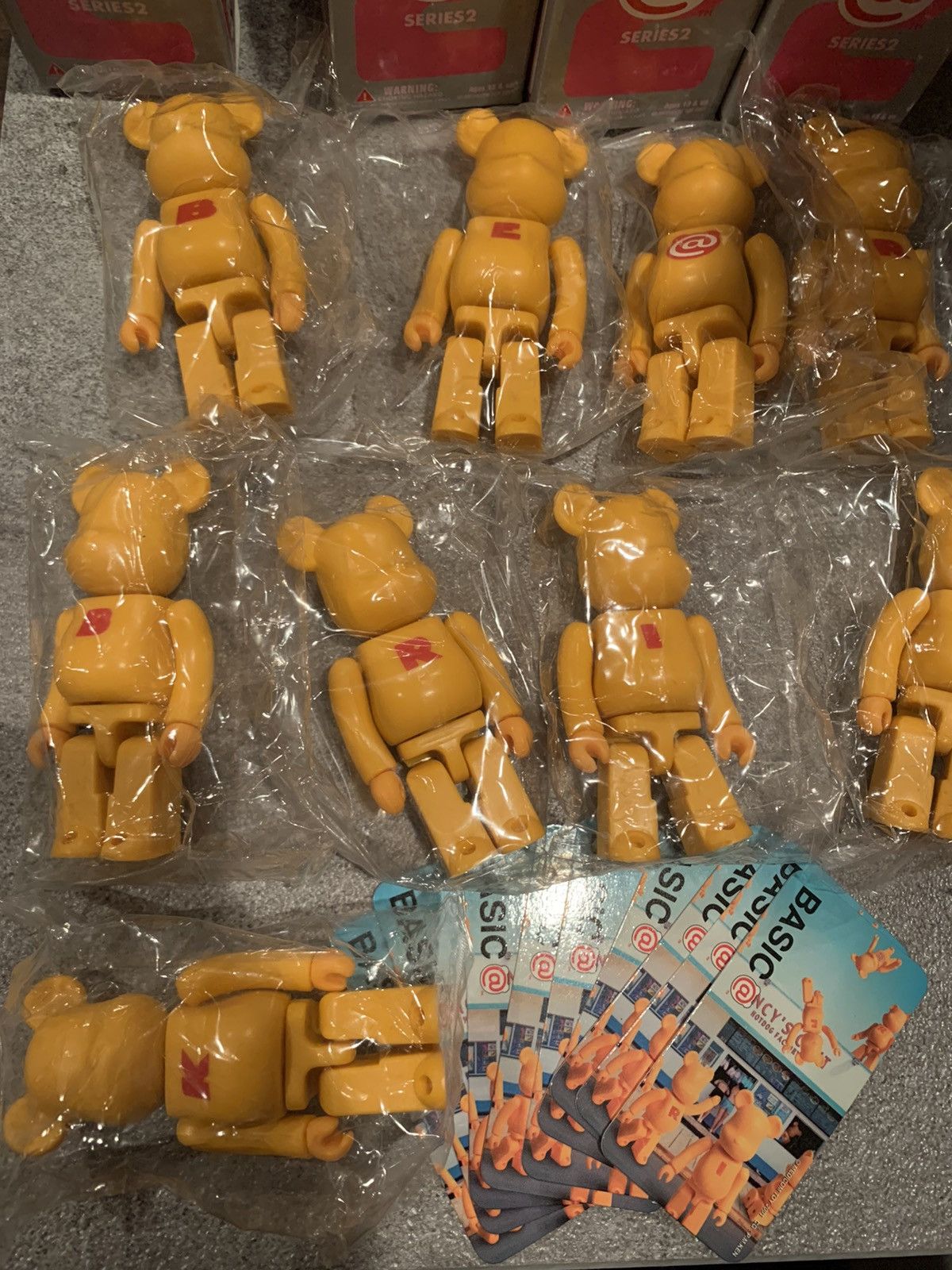 Medicom Toy Medicom 100% Be@rbrick S2 Basic Letters full set 9pcs Size ONE SIZE - 4 Thumbnail