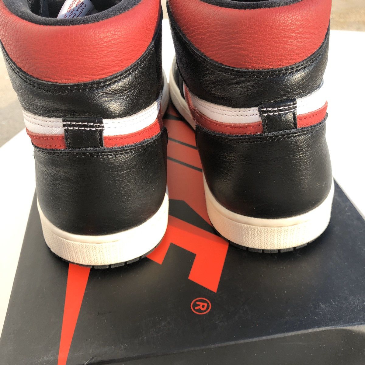 Jordan Brand Air Jordan 1 Retro High OG Gym Red 2019 Size US 11 / EU 44 - 3 Thumbnail