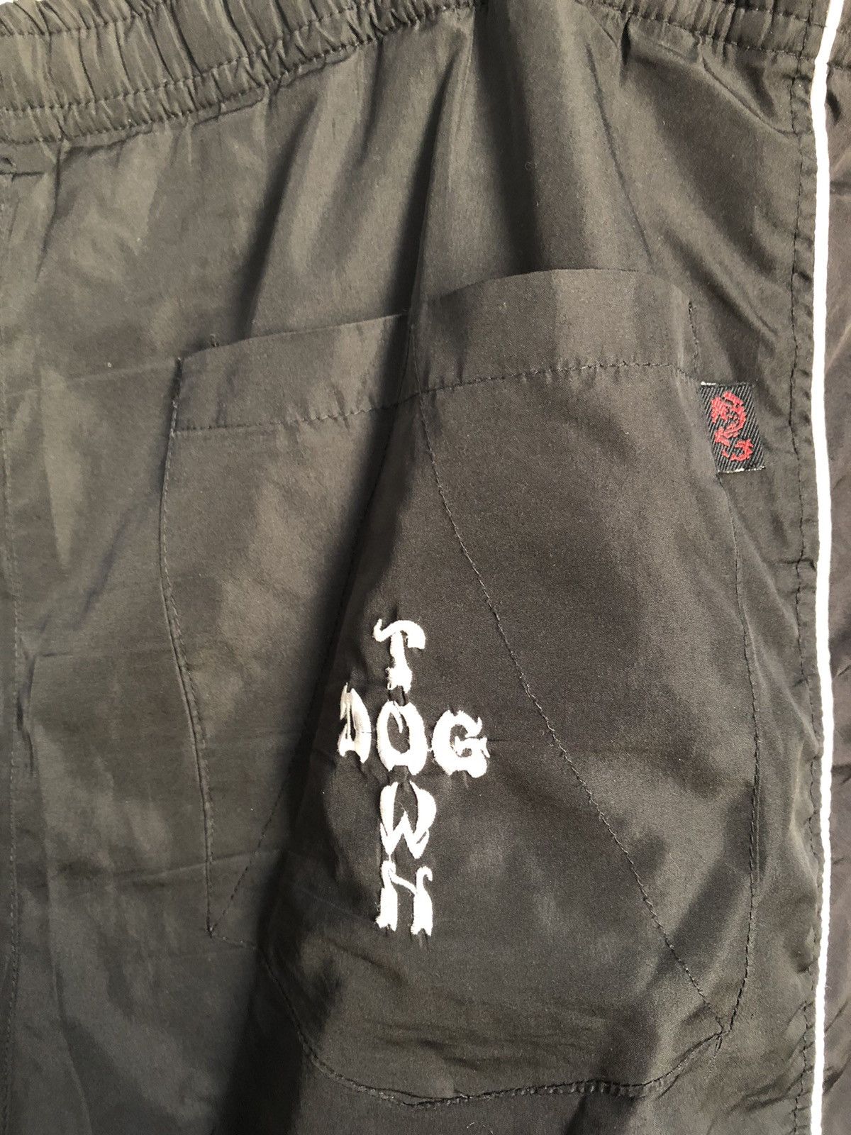 Dogtown × Japanese Brand × Vintage Vintage Baggy Dogtown Trackpants Japanese Size US 34 / EU 50 - 6 Thumbnail