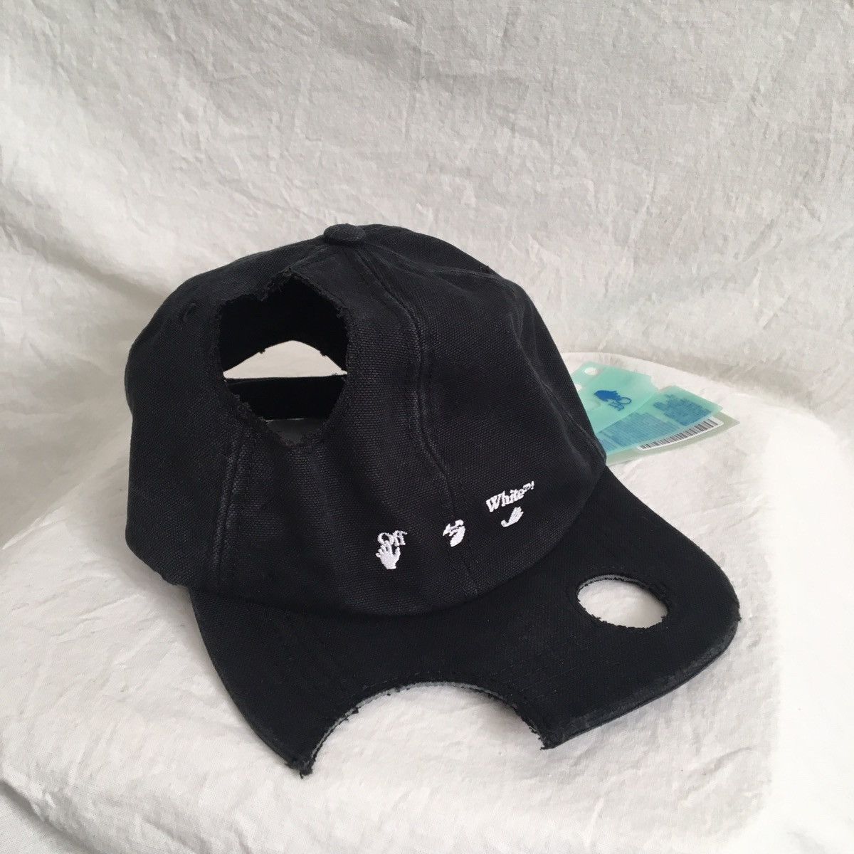 Off-White Hole Hat Meteor Baseball Cap Off-White | Grailed