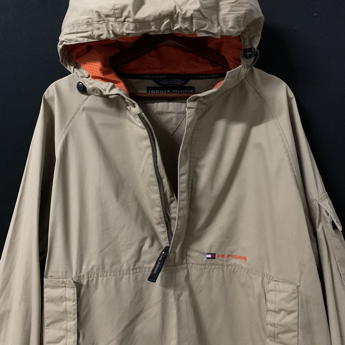 Tommy Hilfiger × Vintage Vintage TH Tommy Hilfinger Quarter Zip Windbreaker Jacket Size US L / EU 52-54 / 3 - 2 Thumbnail