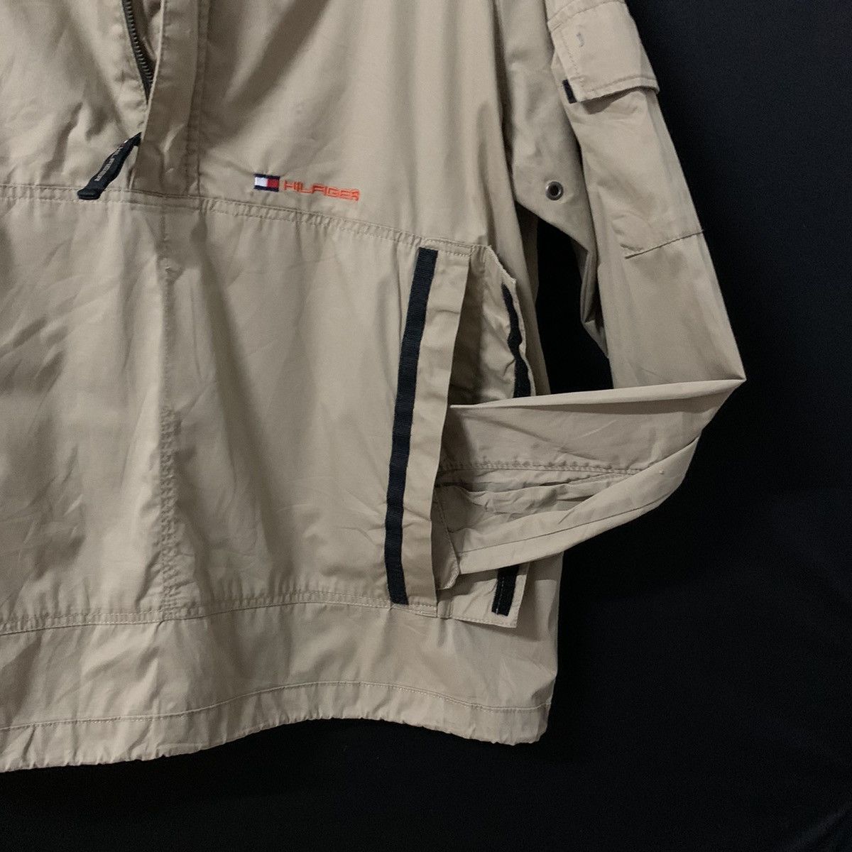 Tommy Hilfiger × Vintage Vintage TH Tommy Hilfinger Quarter Zip Windbreaker Jacket Size US L / EU 52-54 / 3 - 6 Thumbnail