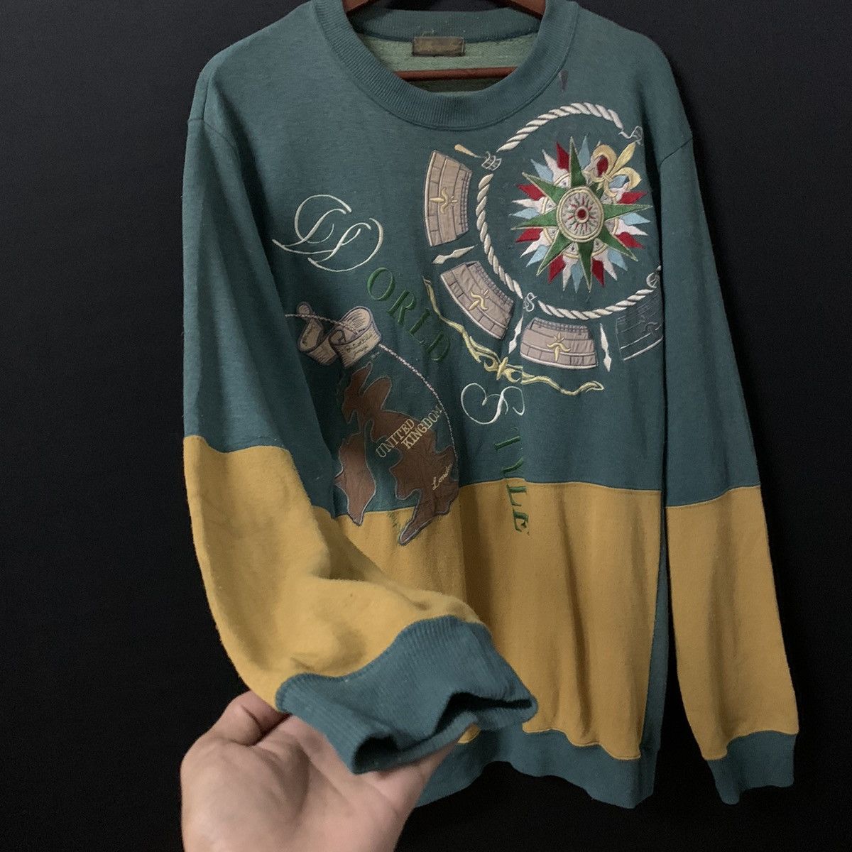 Japanese Brand × Vintage Vintage Hill House Ltd. Brand Embroidery Crewneck Sweater Size US S / EU 44-46 / 1 - 6 Thumbnail