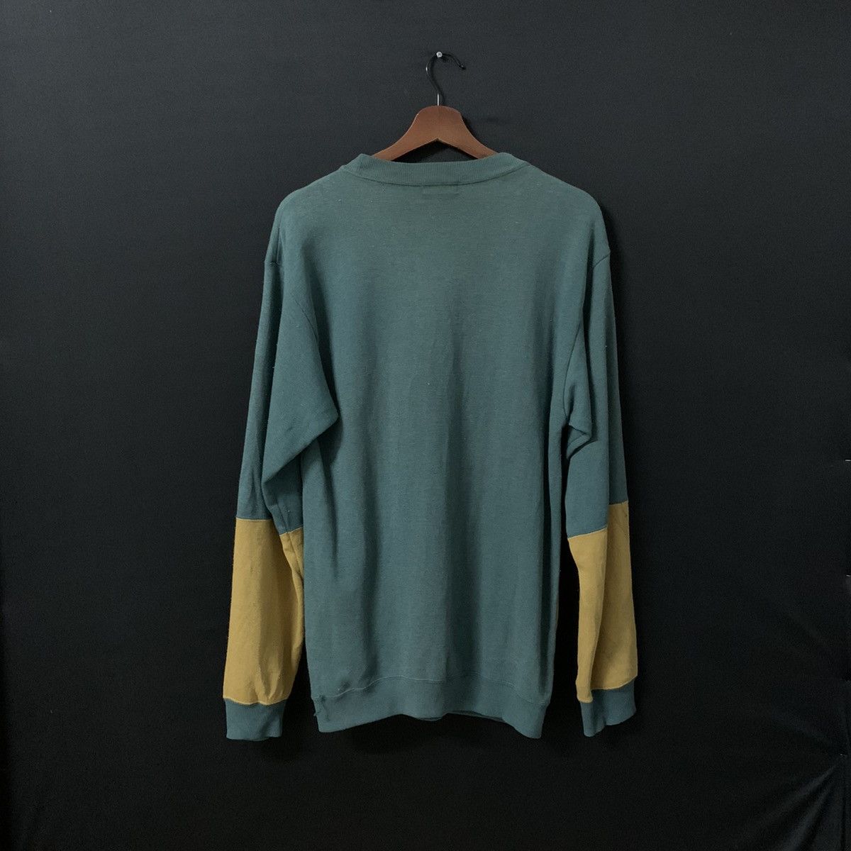 Japanese Brand × Vintage Vintage Hill House Ltd. Brand Embroidery Crewneck Sweater Size US S / EU 44-46 / 1 - 9 Thumbnail