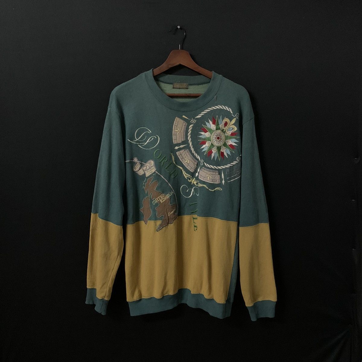 Japanese Brand × Vintage Vintage Hill House Ltd. Brand Embroidery Crewneck Sweater Size US S / EU 44-46 / 1 - 1 Thumbnail