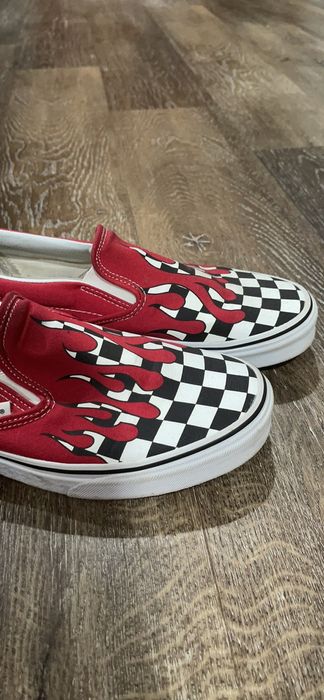 Vans slip on red 2025 drip