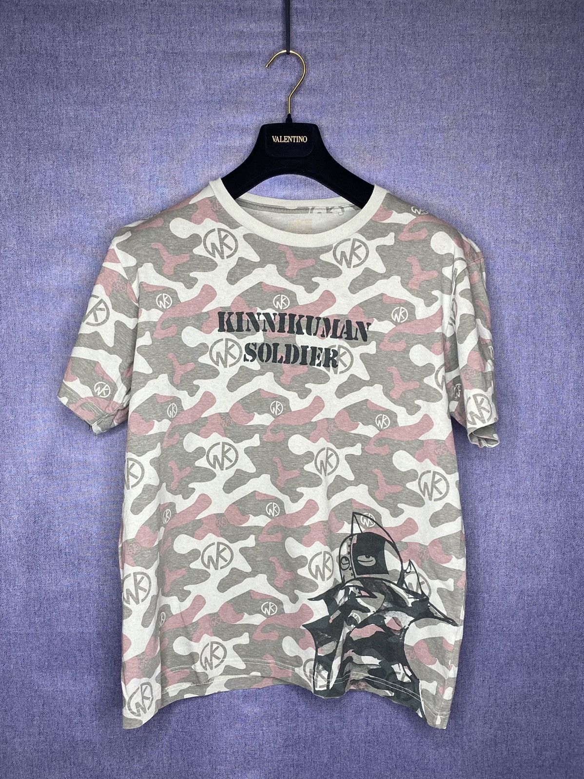 Uniqlo Uniqlo camo kinnikuman soldier t shirt Size US L / EU 52-54 / 3 - 1 Thumbnail
