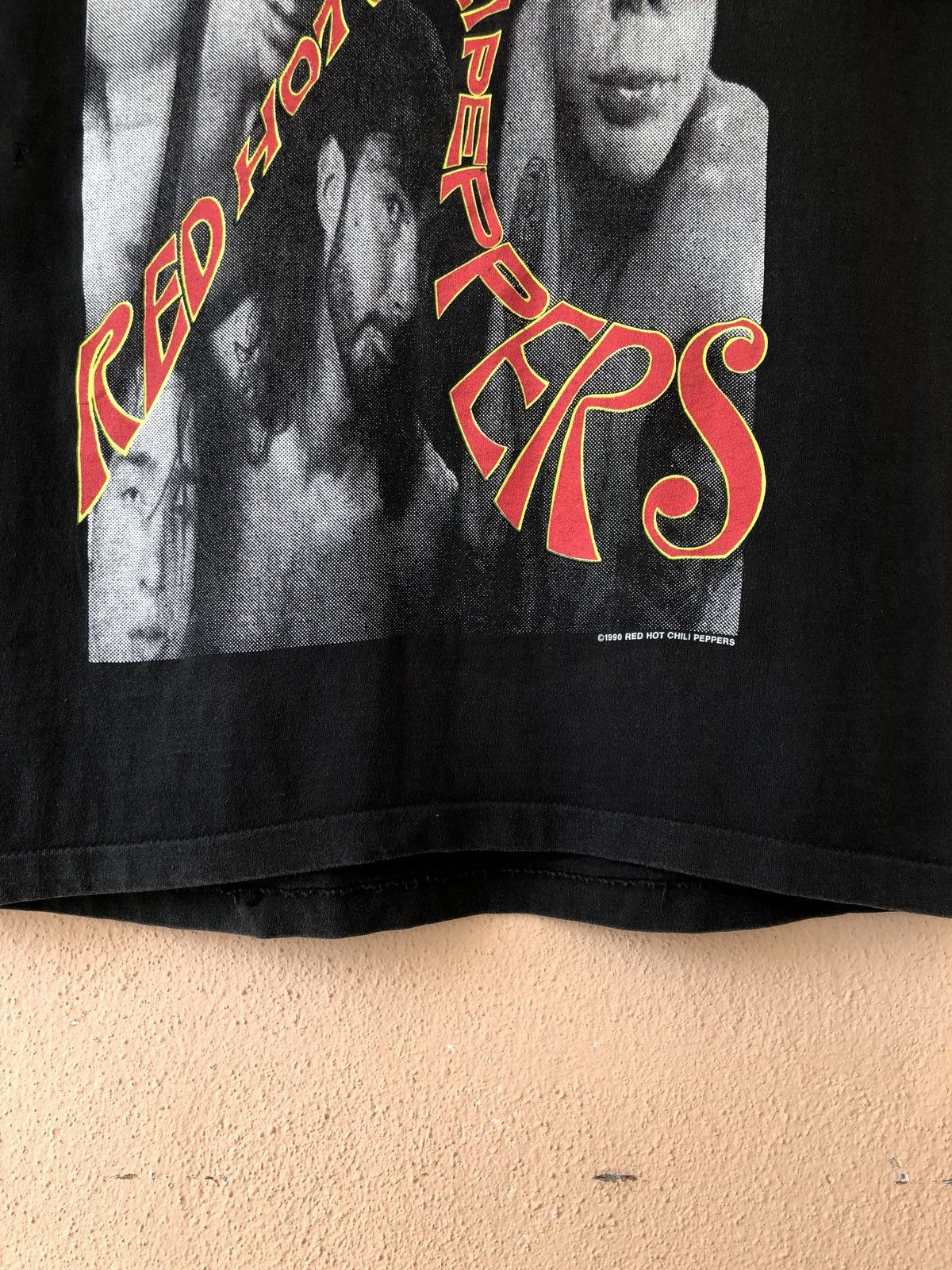 Band Tees × Vintage Vintage 90s Red Hot Chili Peppers Band Promo Tee Size US M / EU 48-50 / 2 - 6 Thumbnail