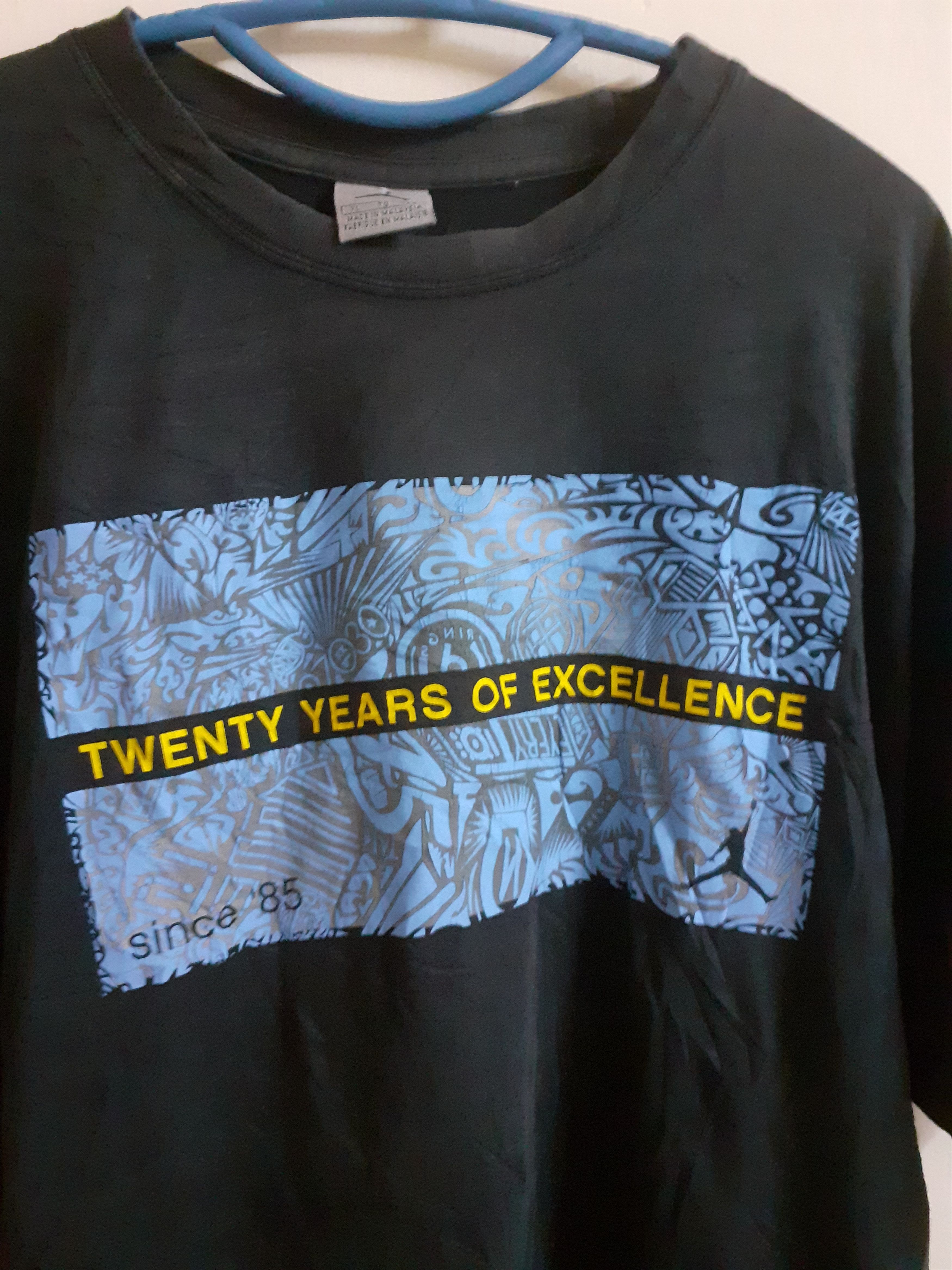 Vintage Vintage Air Jordan Nice Print T Shirt Size US L / EU 52-54 / 3 - 3 Thumbnail