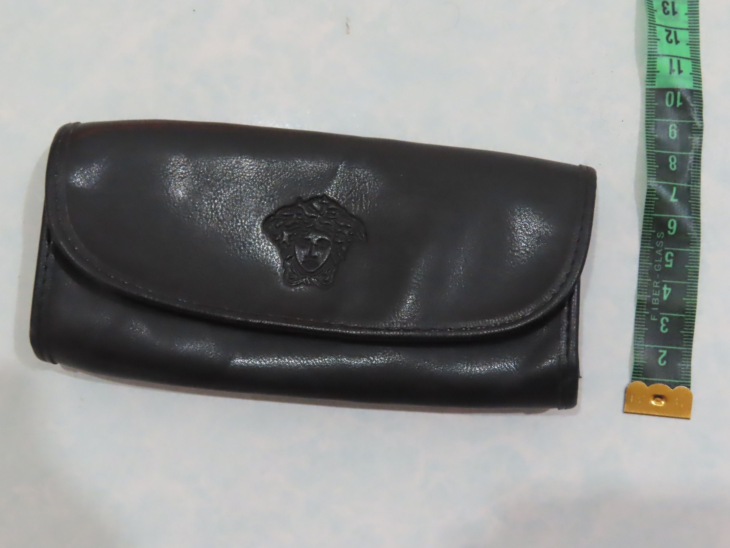 Versace VINTAGE VERSACE LEATHER SUNGLASSES CASING Size ONE SIZE - 3 Thumbnail