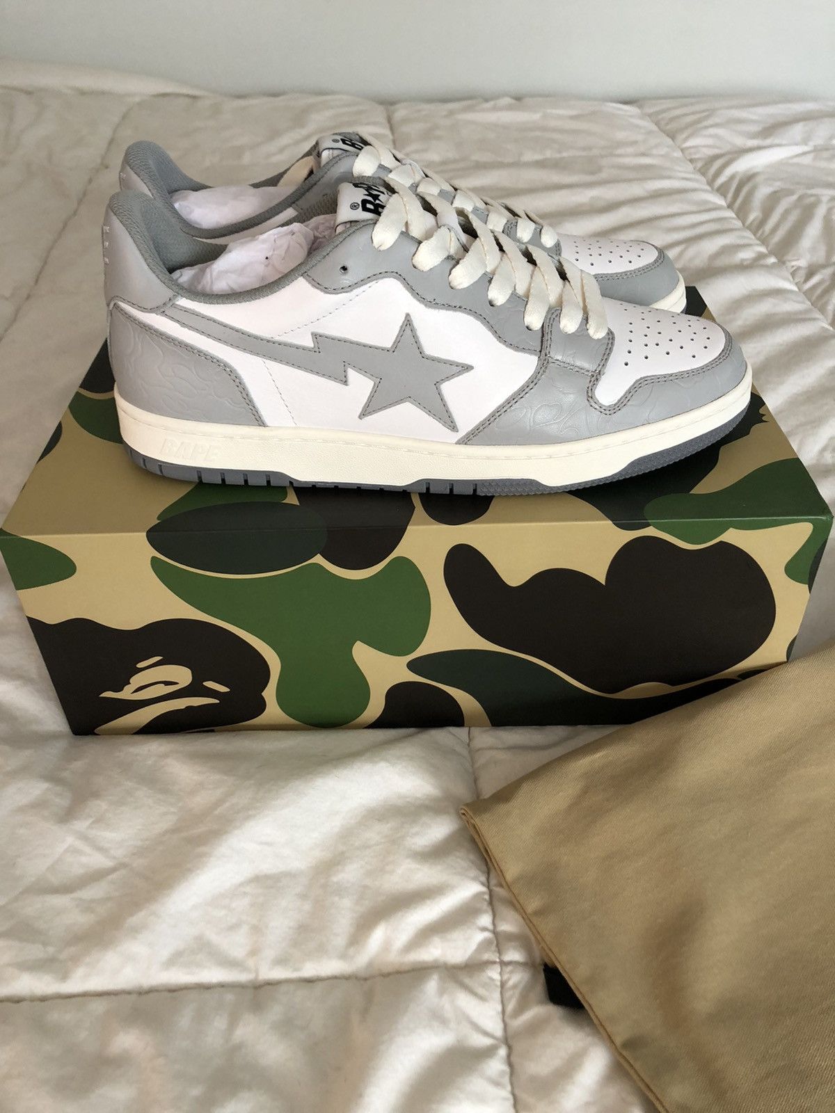 Bape A bathing ape court sta light grey cream | Grailed