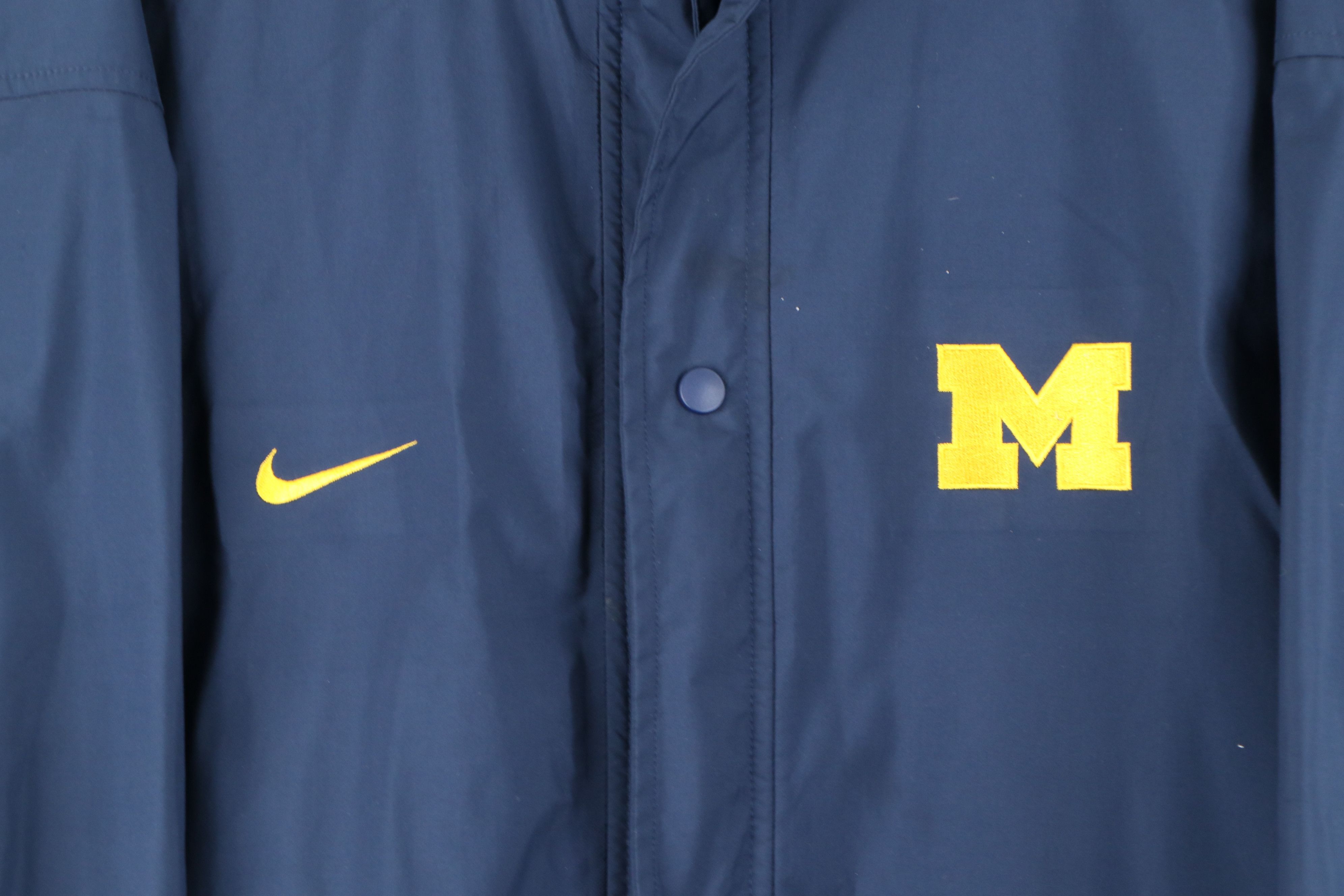 Nike Vintage Nike University of Michigan Football Team Jacket Size US L / EU 52-54 / 3 - 4 Thumbnail